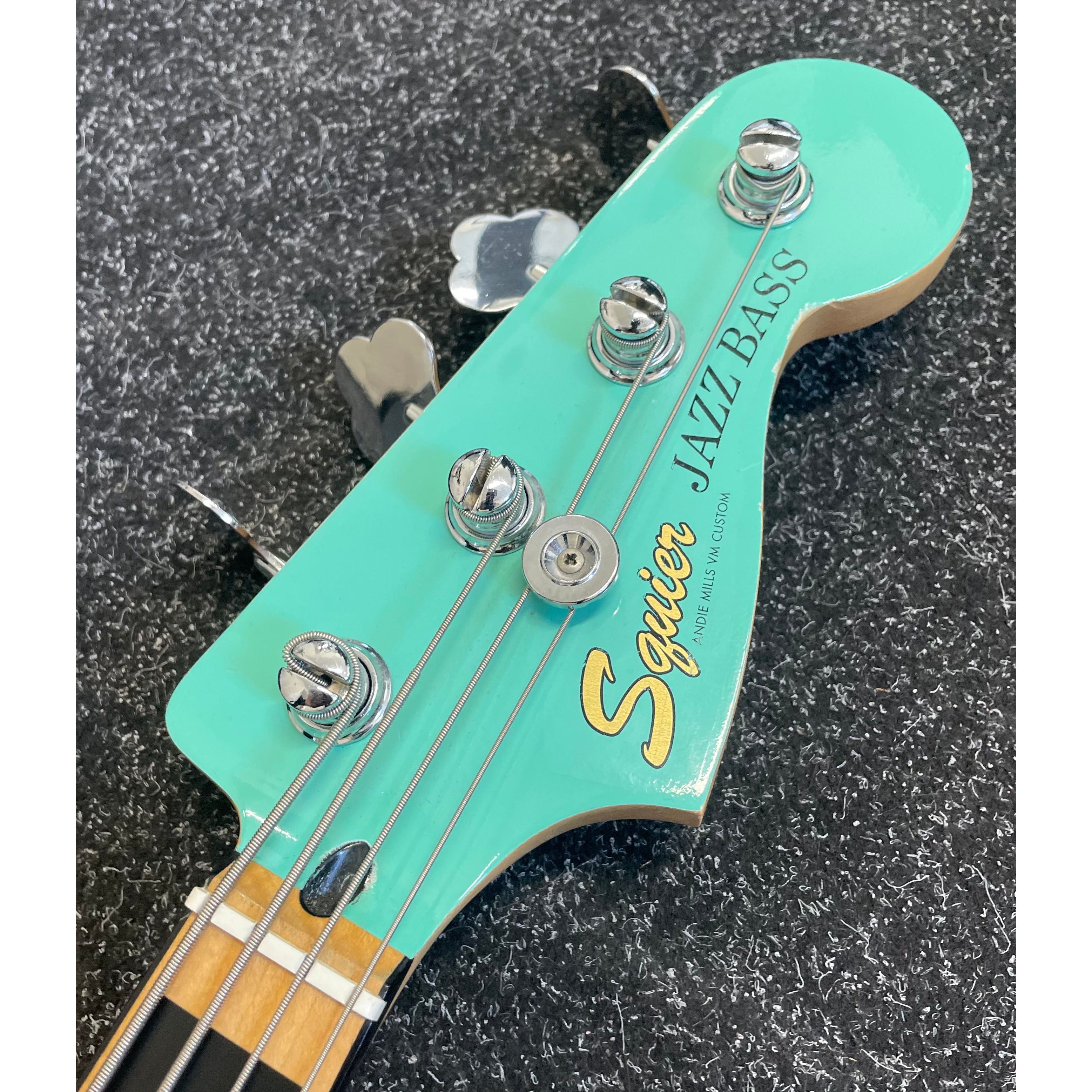 Squier Classic Vibe Vintage Modified 70s Jazz Bass Refinished in Green Pre-Owned