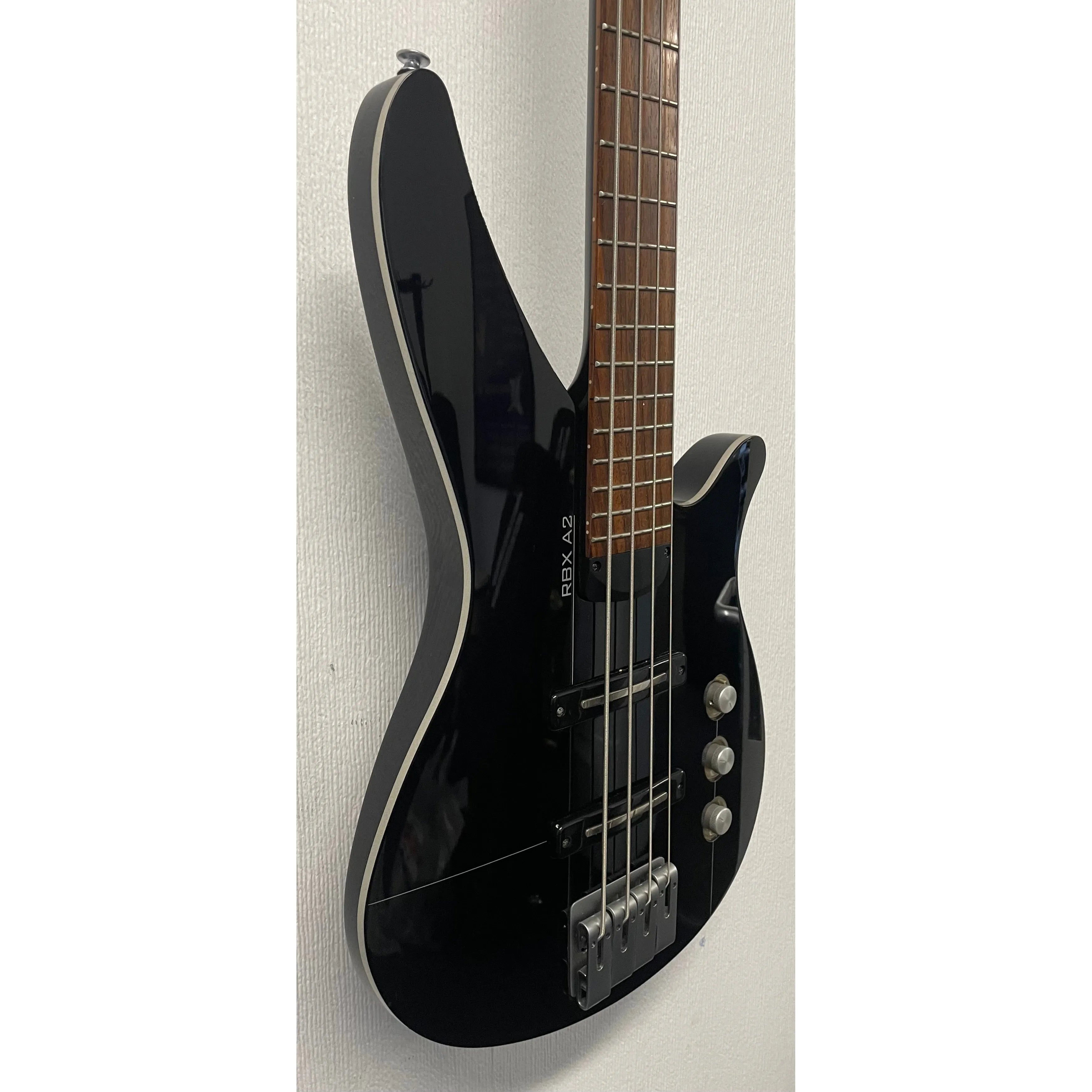Yamaha RBX A2 Electric Bass Guitar in Black Pre-Owned – The Yamaha RBX A2 Electric Bass Guitar in Black Pre-Owned – The