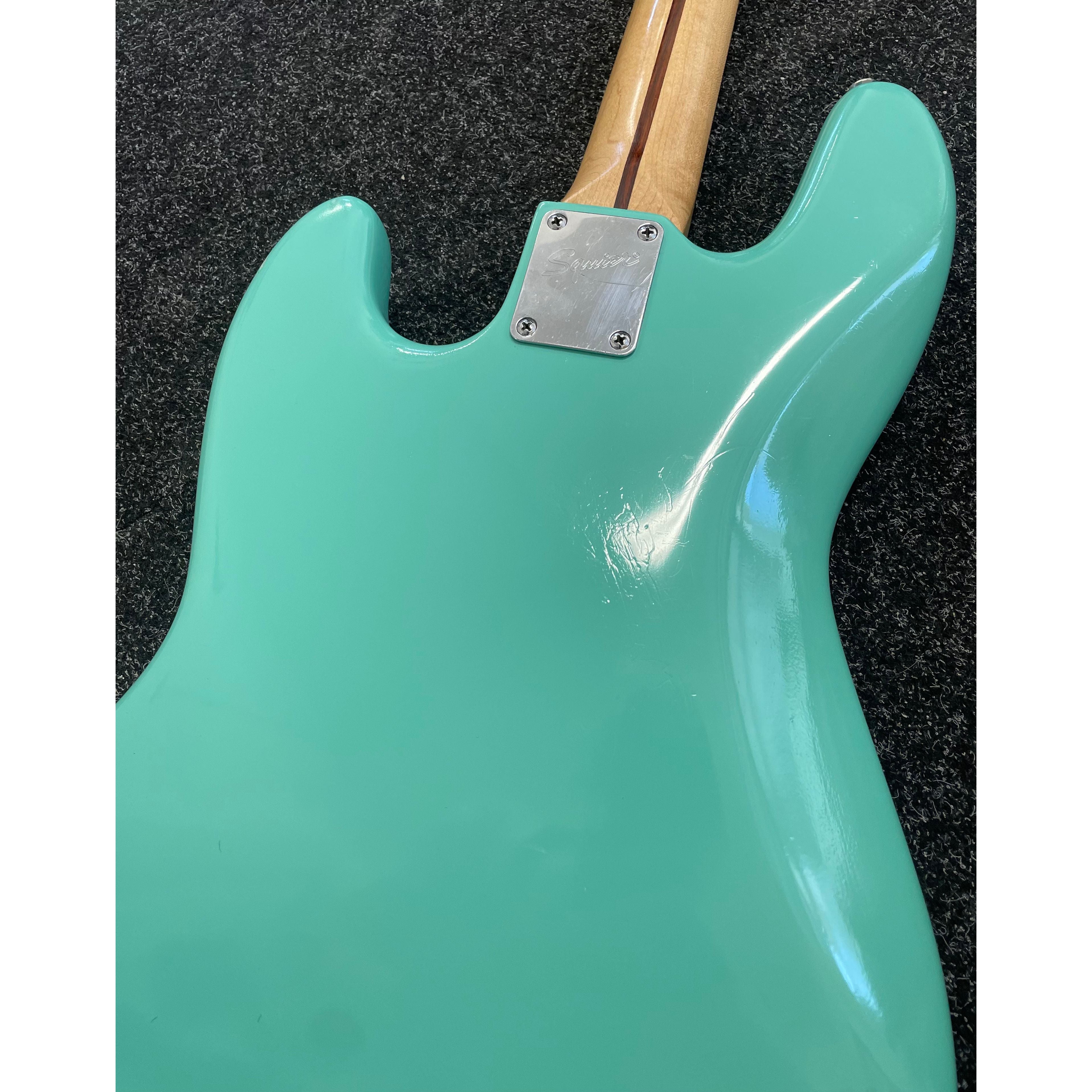 Squier Classic Vibe Vintage Modified 70s Jazz Bass Refinished in Green Pre-Owned