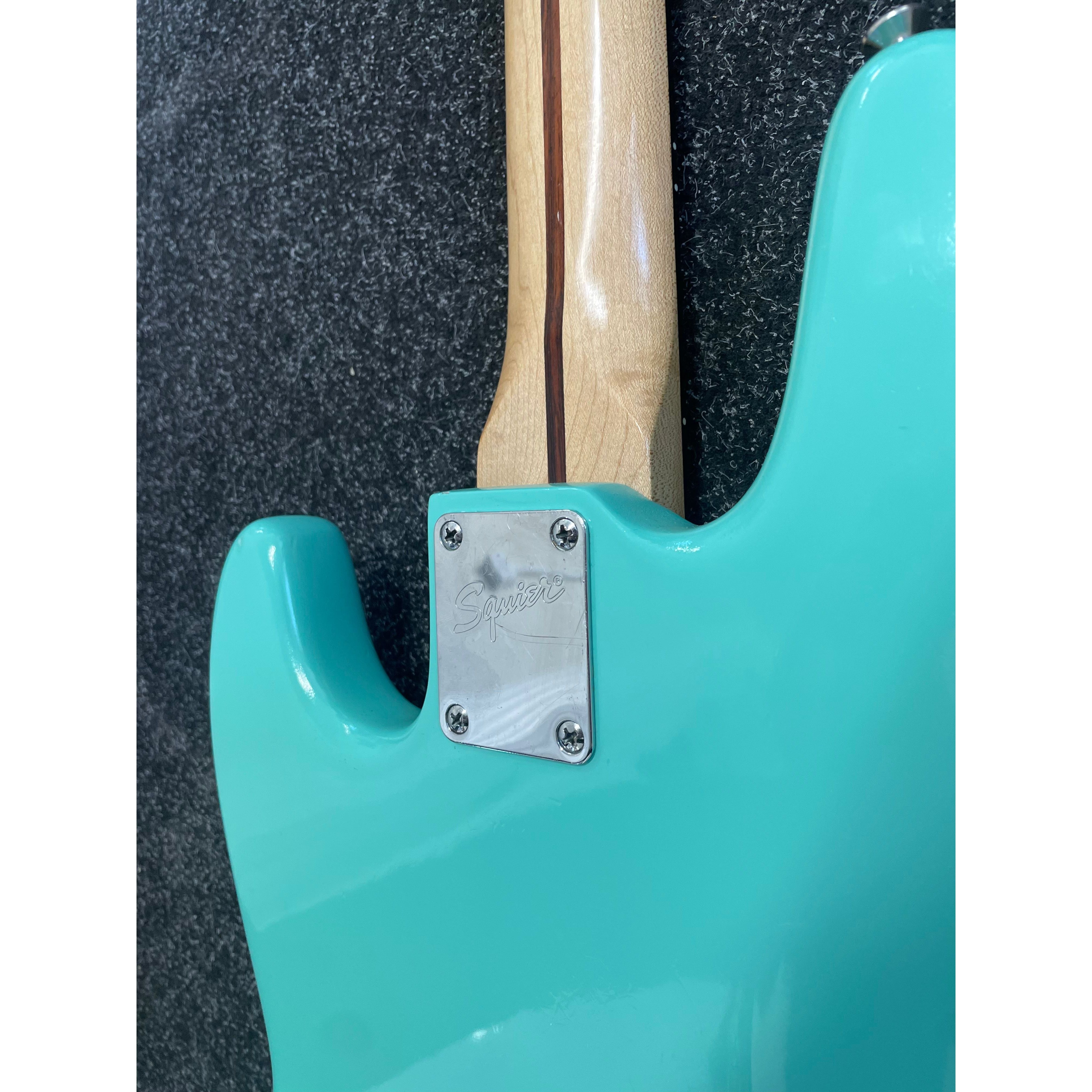 Squier Classic Vibe Vintage Modified 70s Jazz Bass Refinished in Green Pre-Owned