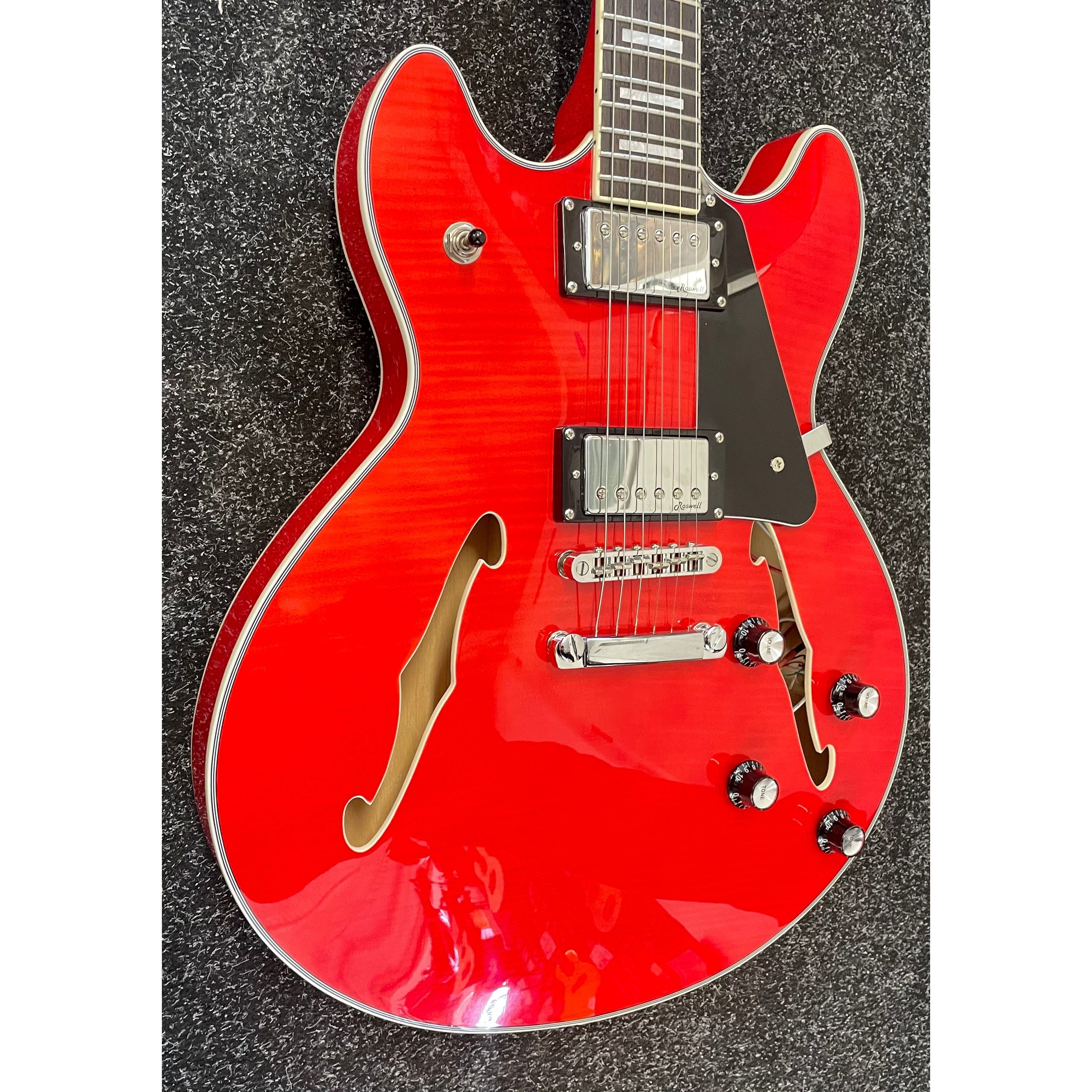 Harley Benton HB35 Plus Hollowbody Electric Guitar in Cherry with Hardcase Pre-Owned