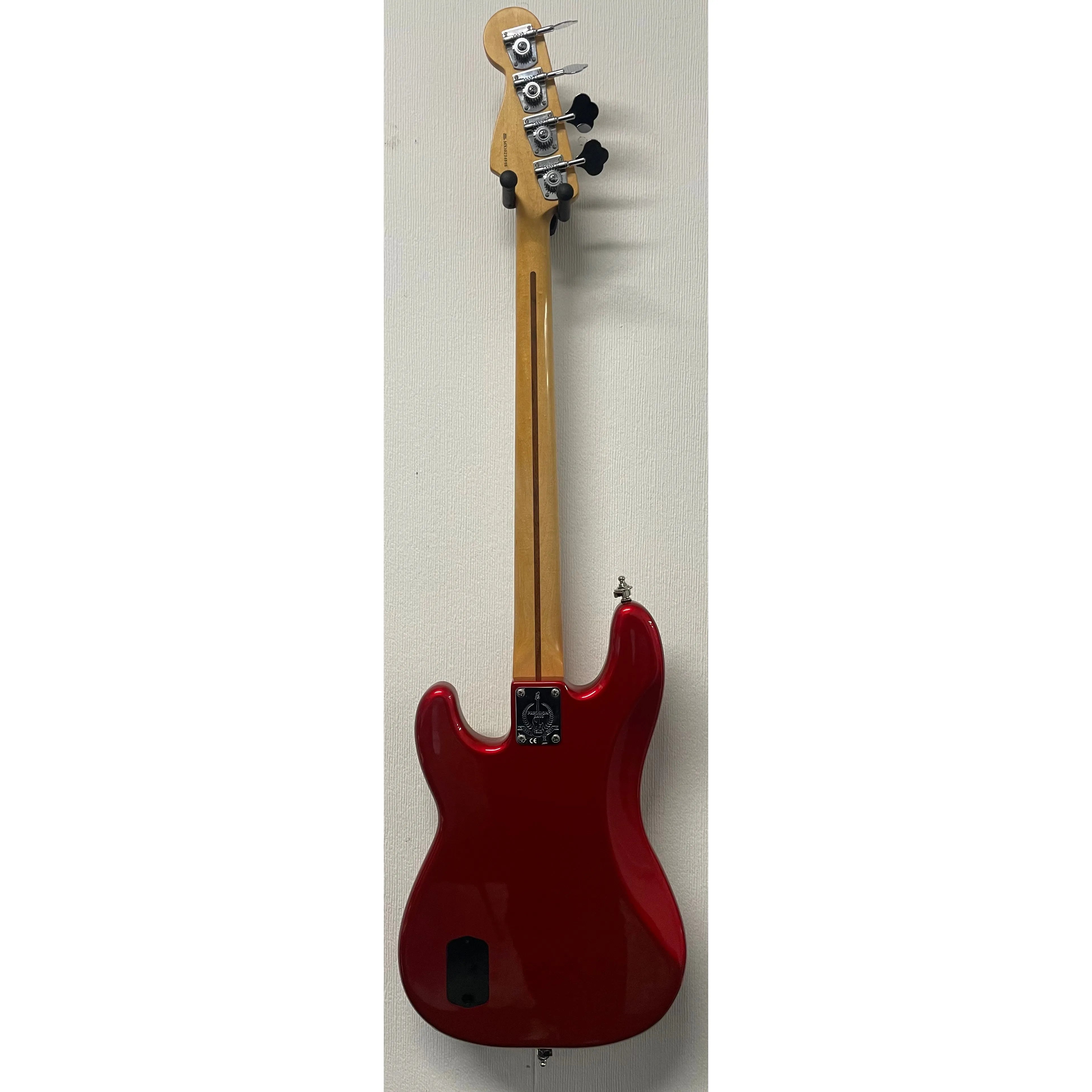 Fender Deluxe Active P Bass Special in Chrome Red Pre-Owned