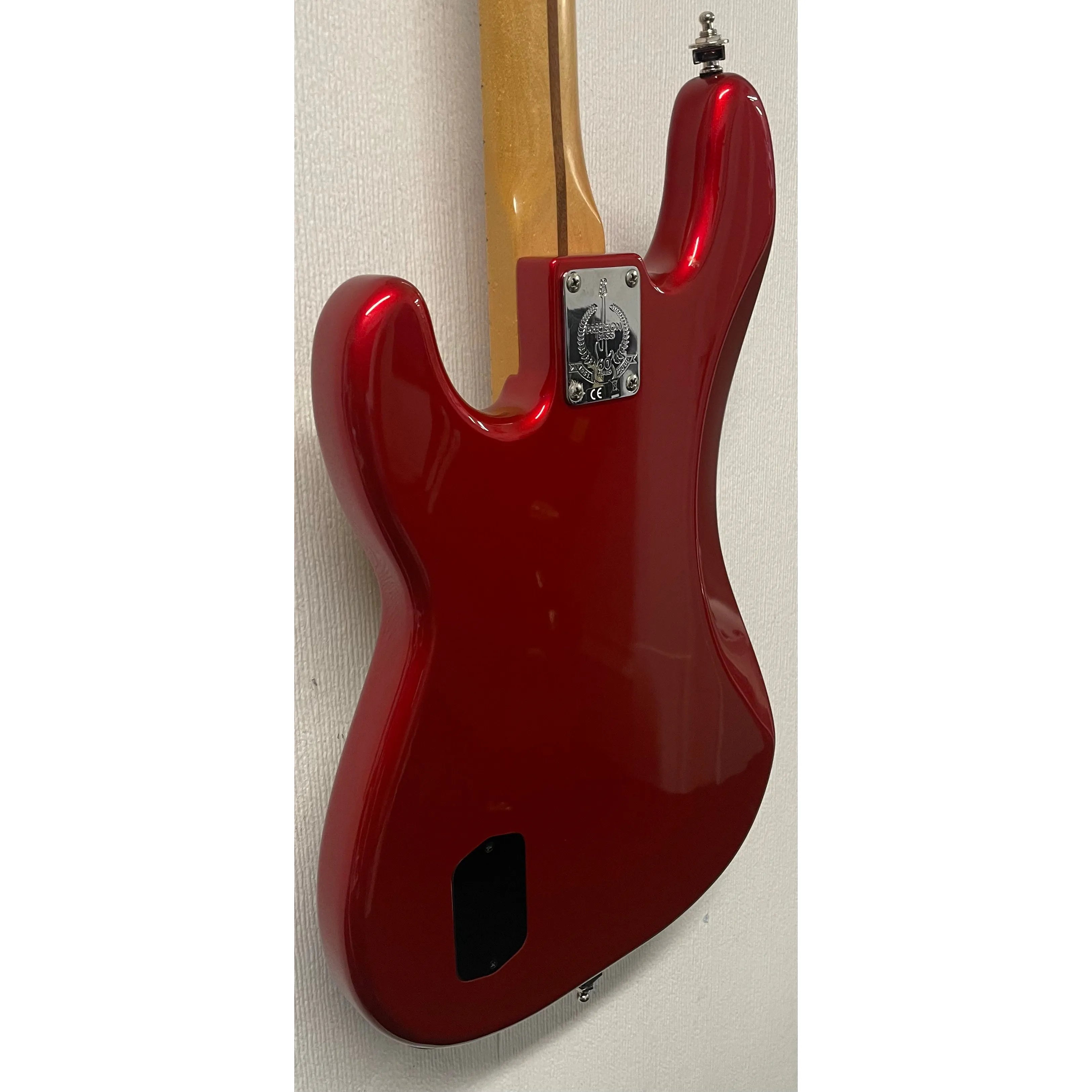 Fender Deluxe Active P Bass Special in Chrome Red Pre-Owned