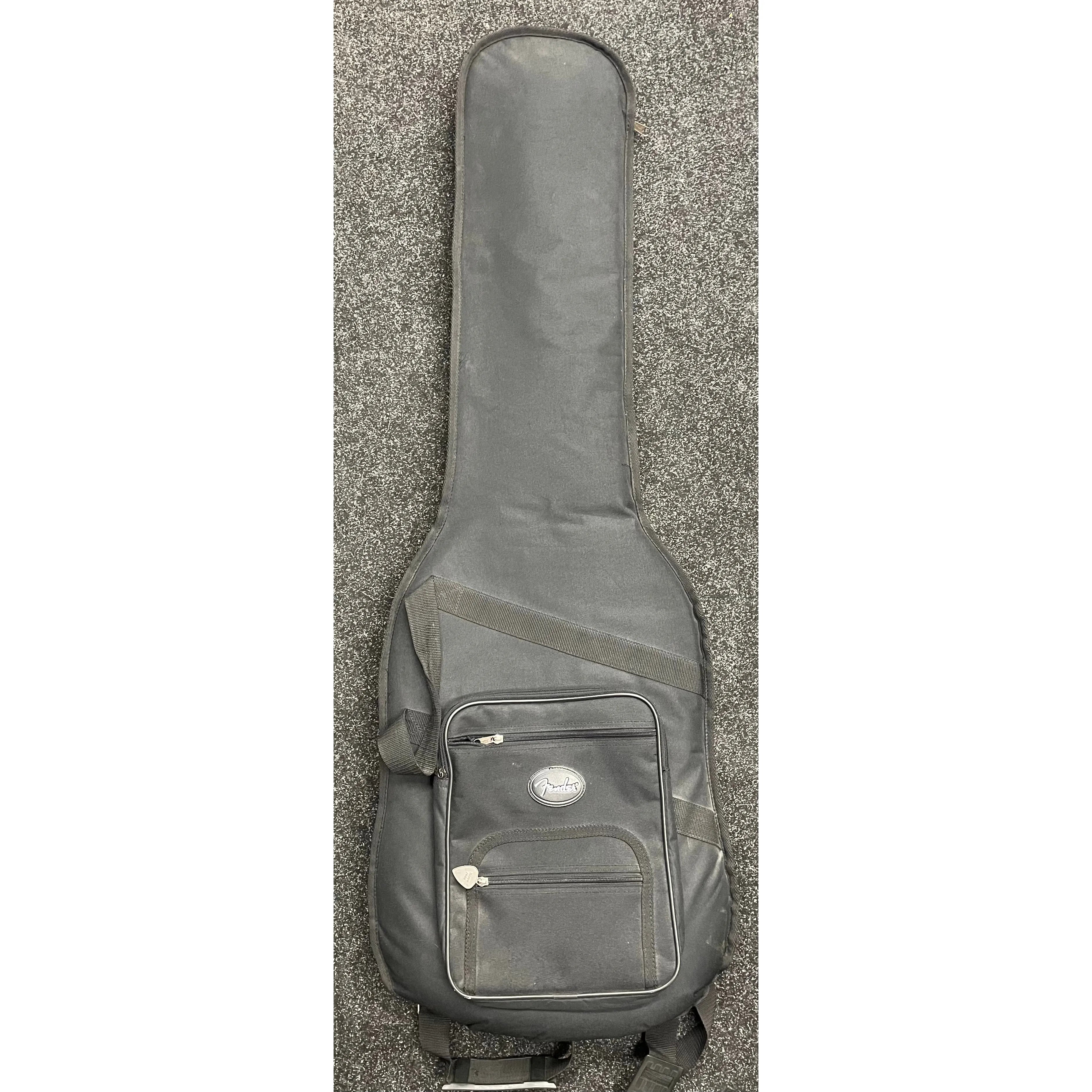 Fender Deluxe Active P Bass Special in Chrome Red Pre-Owned