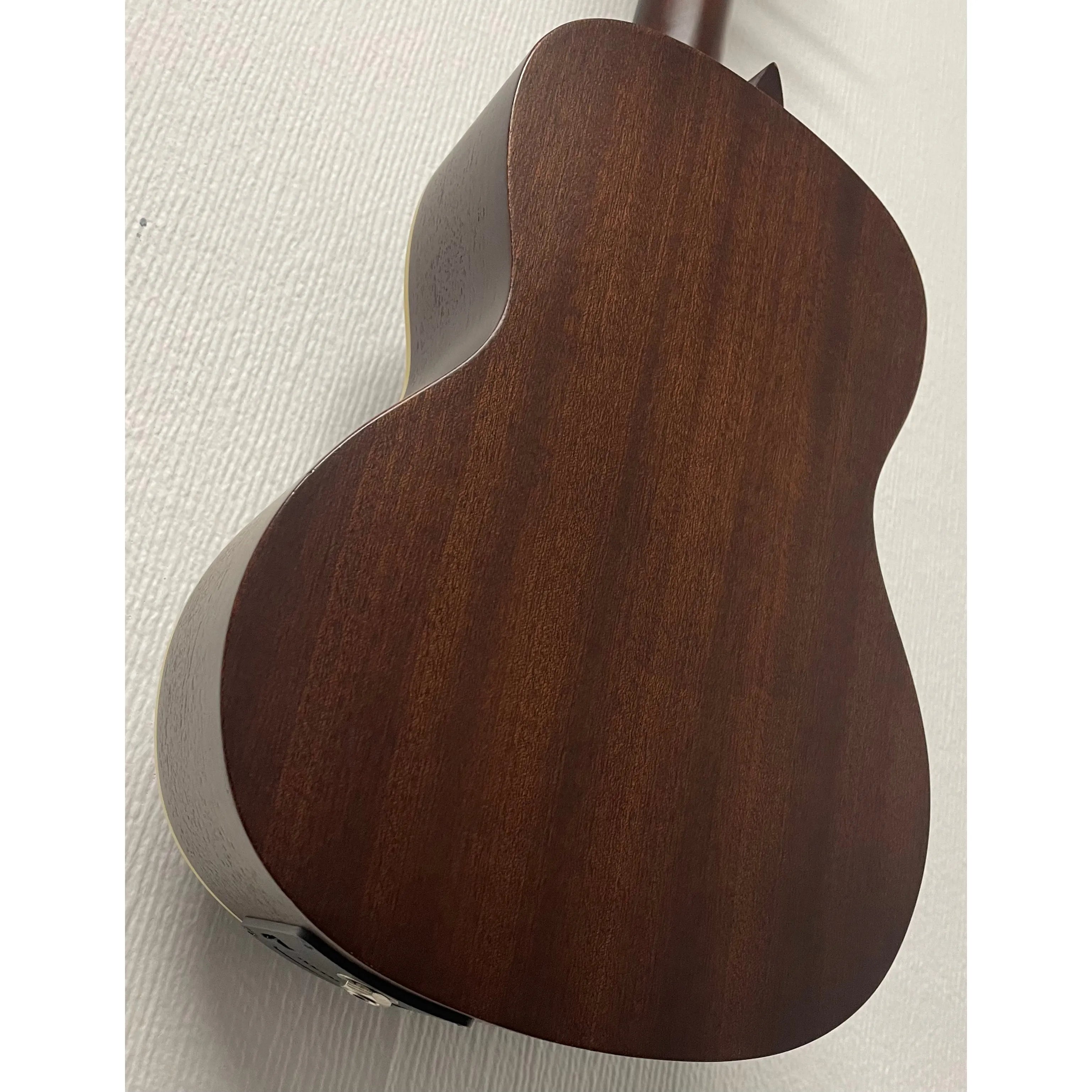 Duke Ukulele Co. Electro Acoustic Concert Ukulele Pre-Owned