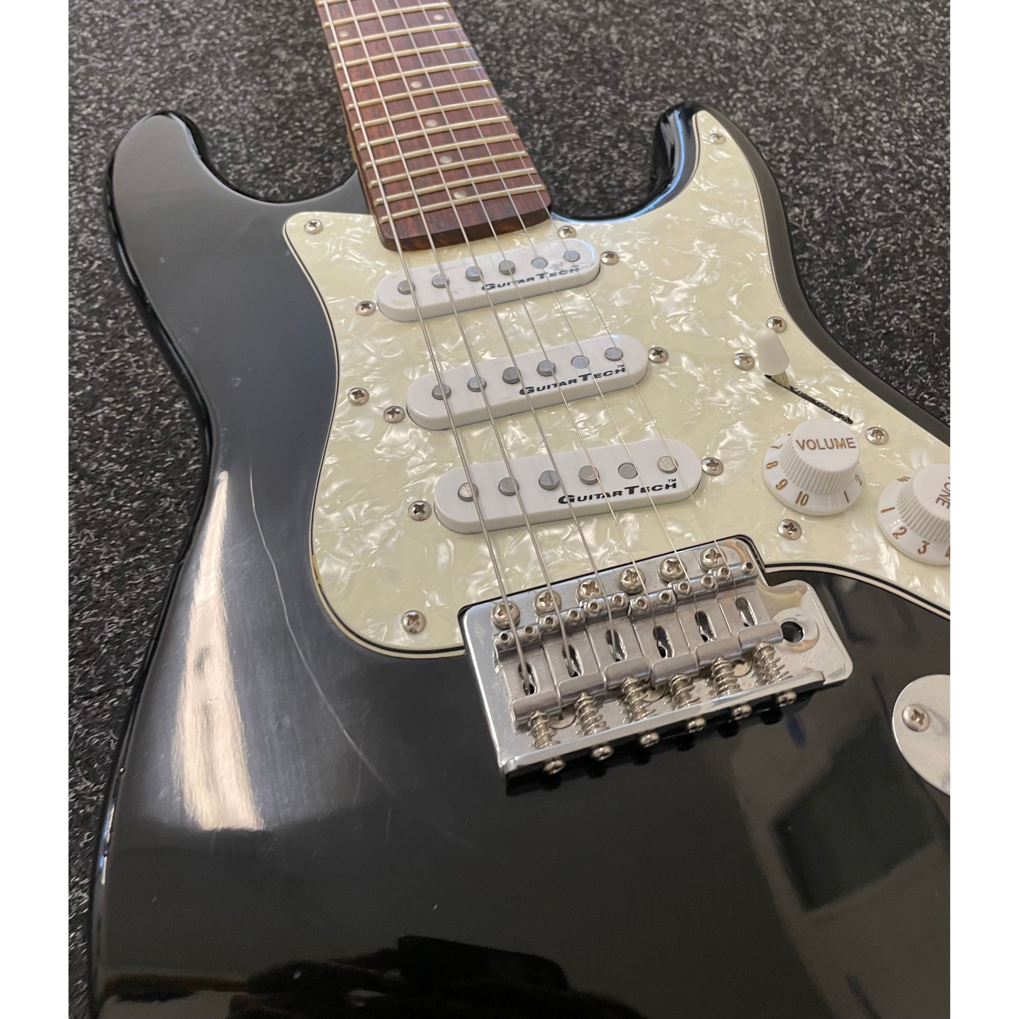 Encore Blaster Mini 1/2 Size Strat-Style Electric Guitar with Bag Pre-Owned