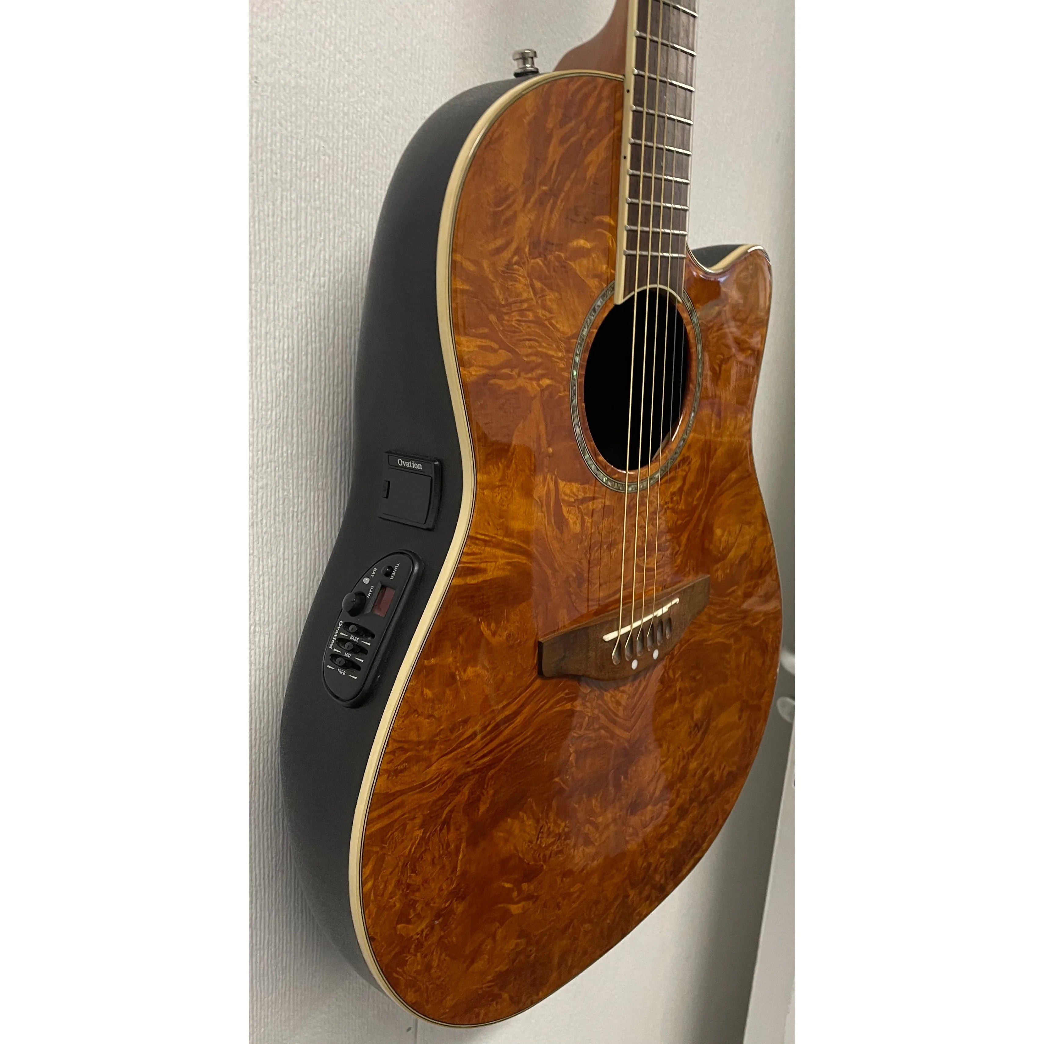 Ovation Celebrity CC24 Electro Acoustic Guitar with Figured Koa Top Pre-Owned