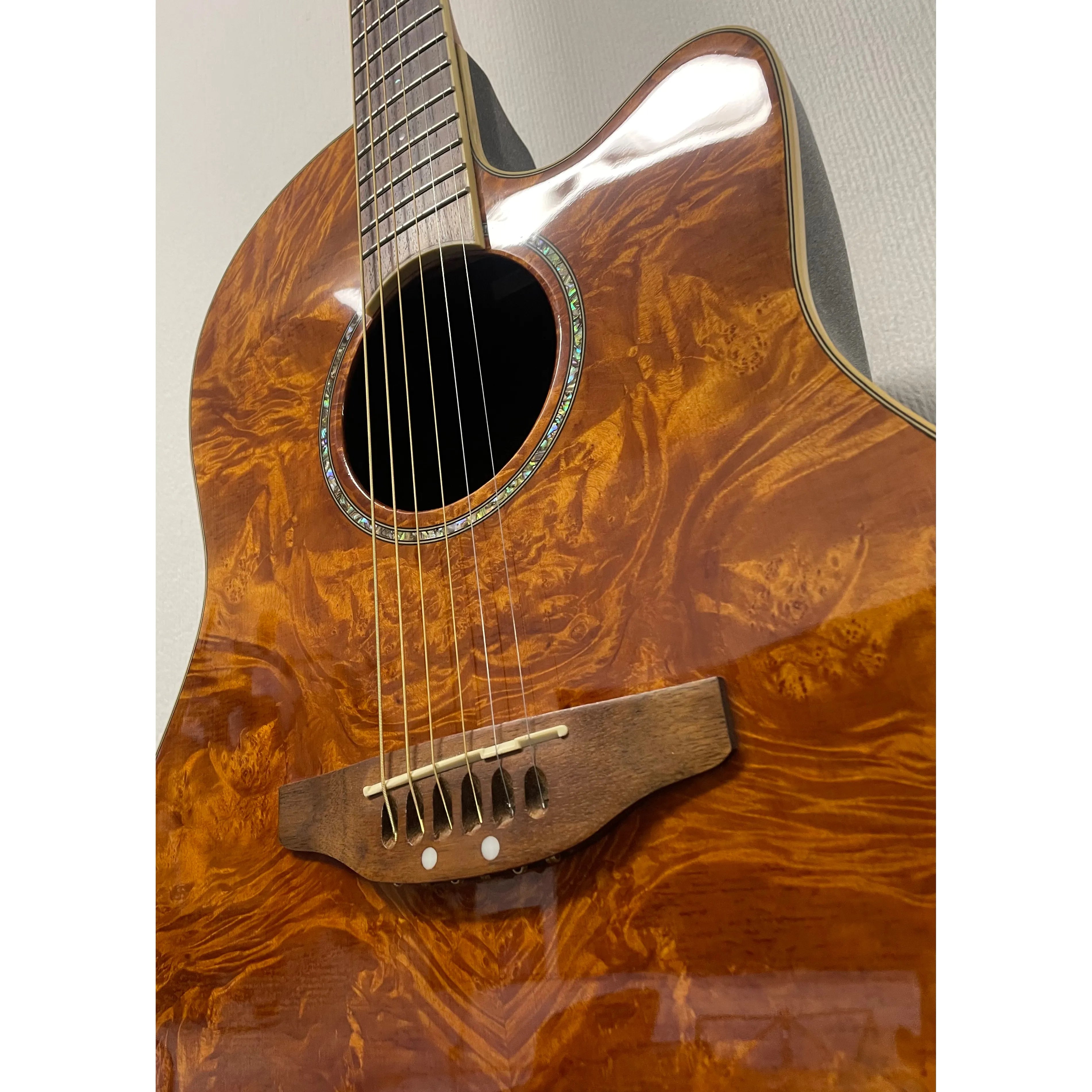 Ovation Celebrity CC24 Electro Acoustic Guitar with Figured Koa Top Pre-Owned