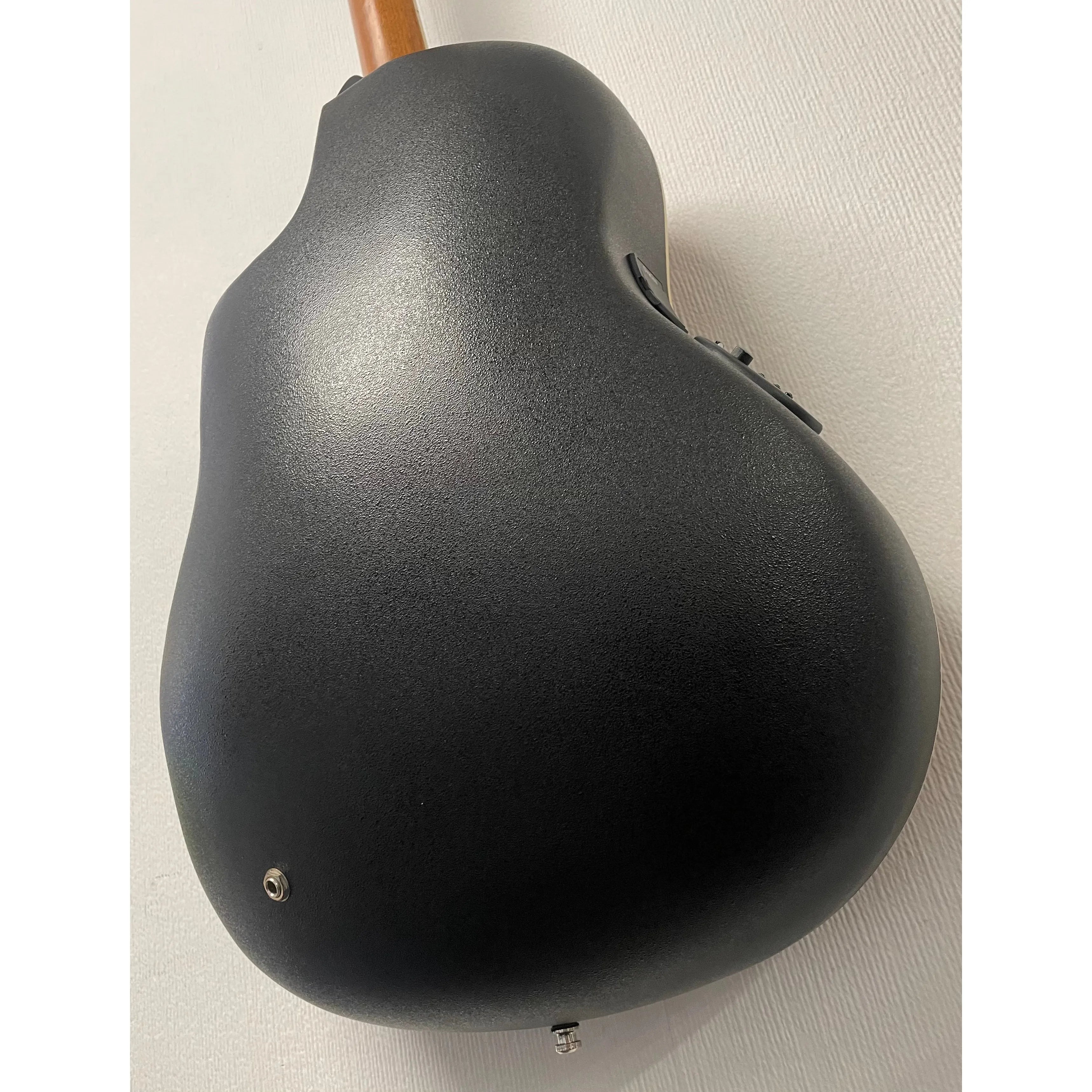 Ovation Celebrity CC24 Electro Acoustic Guitar with Figured Koa Top Pre-Owned