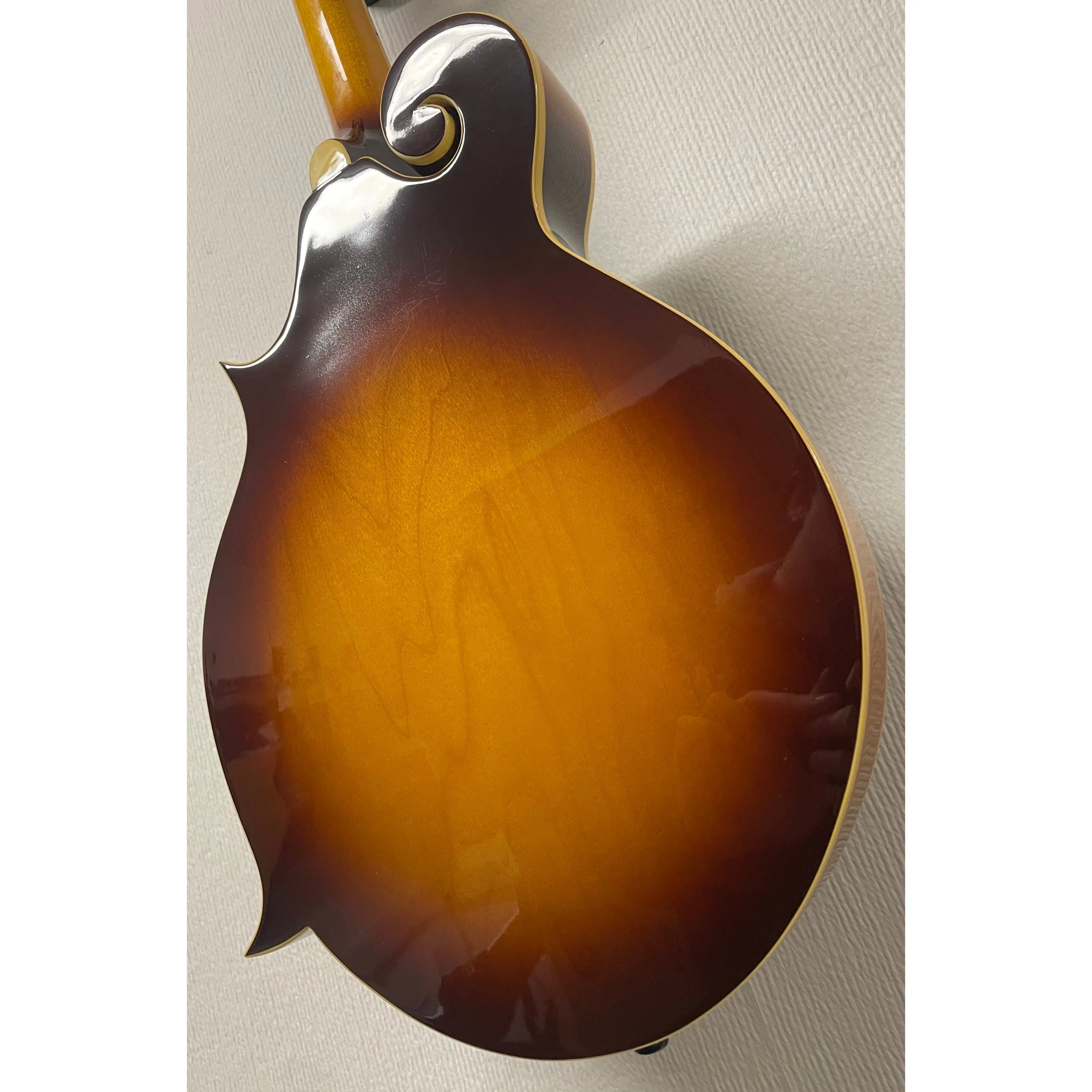 Kentucky Mandolin KM-630F Electro Acoustic in Sunburst with Gigbag Pre-Owned