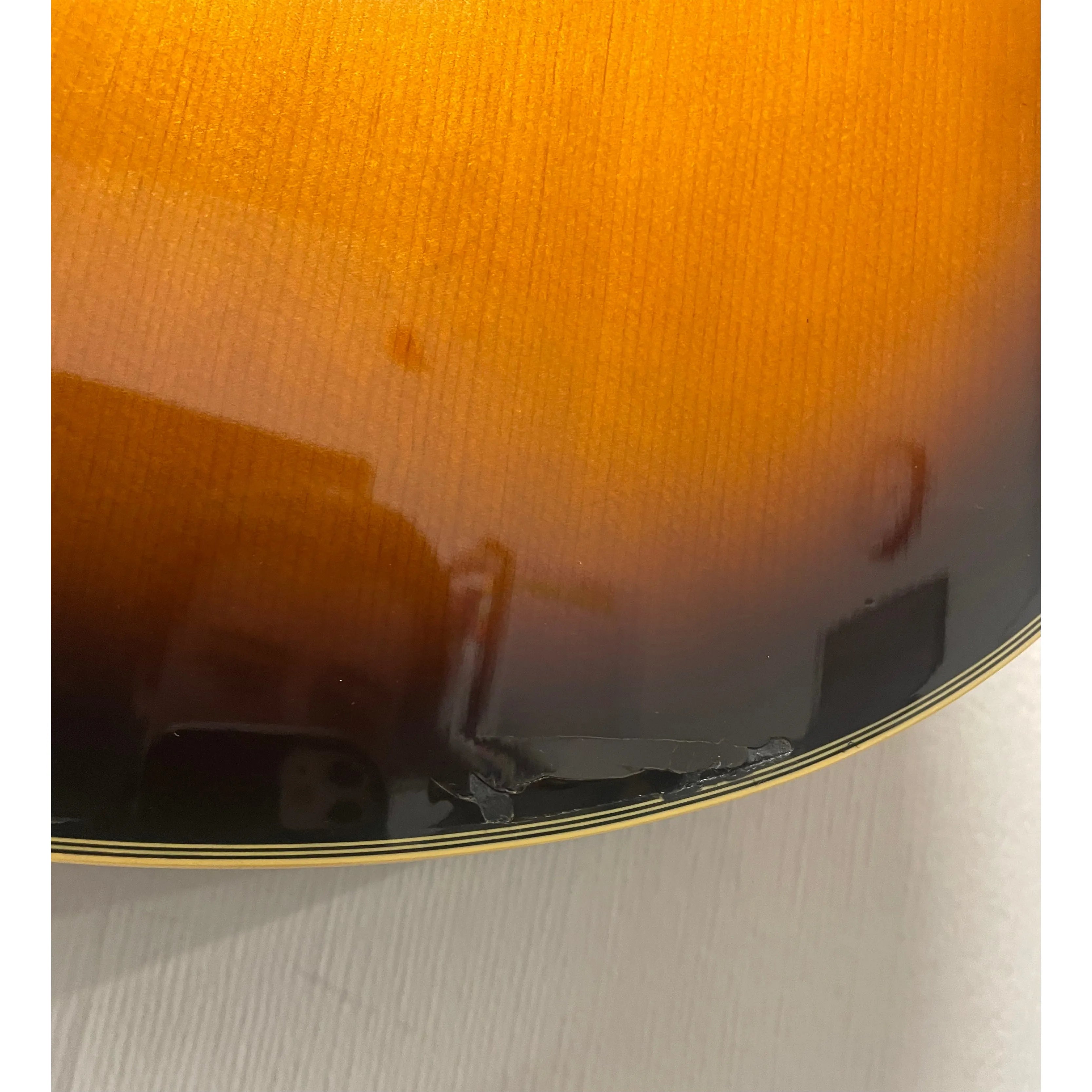 Epiphone EJ-200/VS Acoustic Guitar in Sunburst with Hardcase Pre-Owned