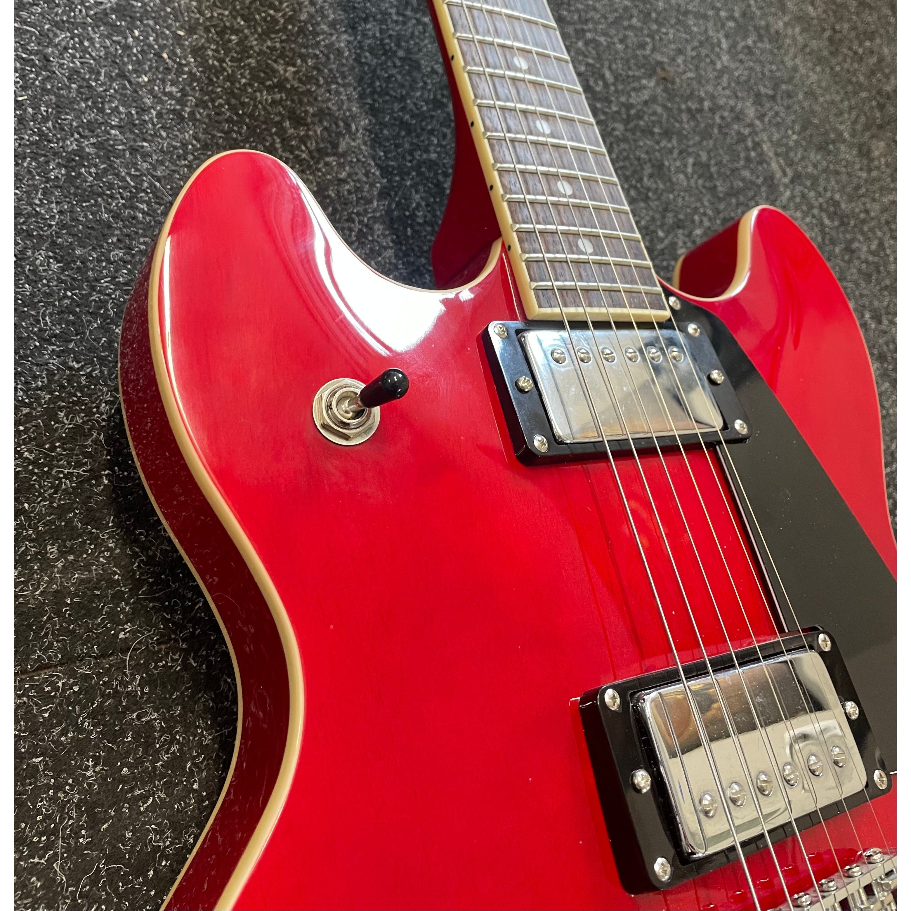 Harley Benton HB35 Plus Hollowbody Electric Guitar in Cherry Pre-Owned