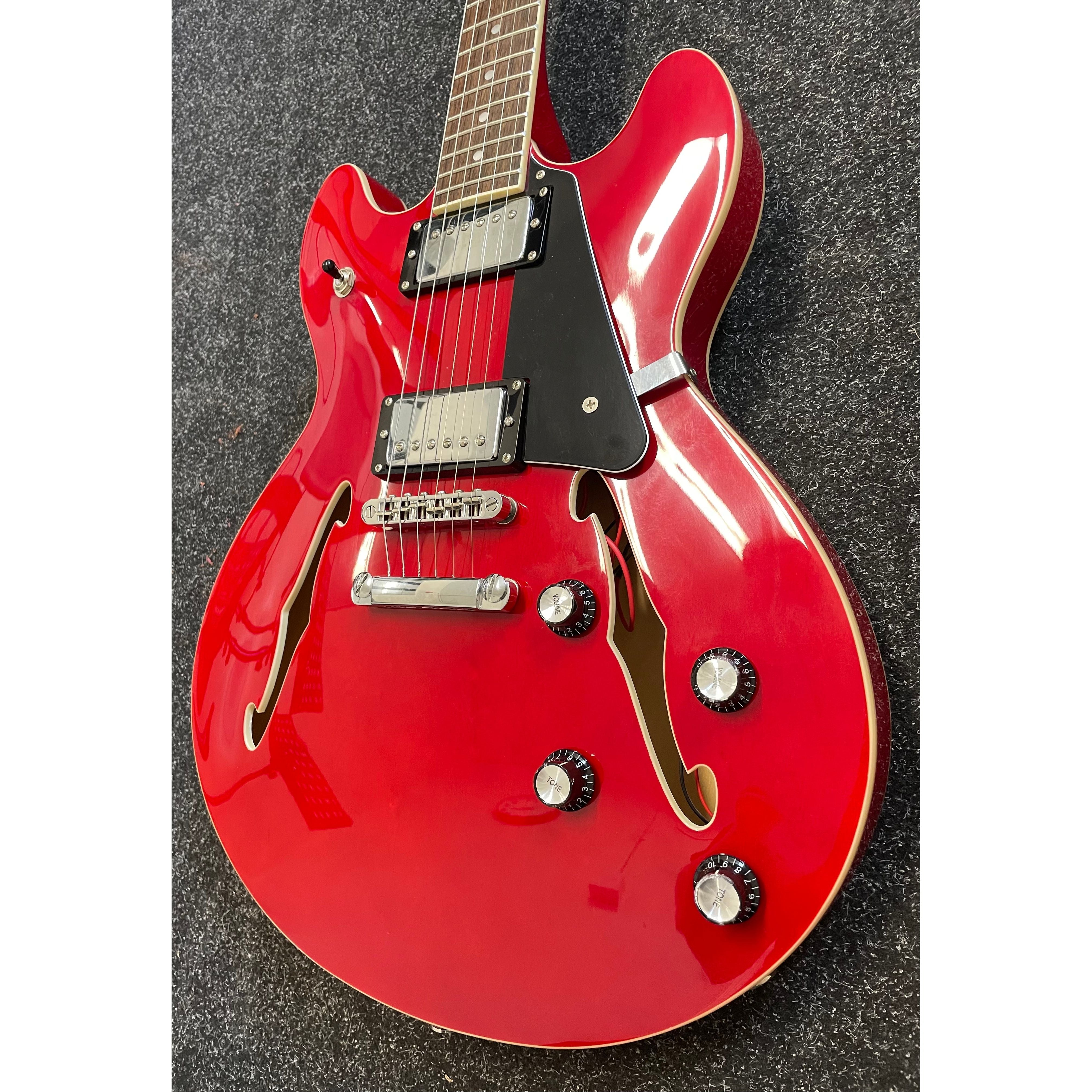 Harley Benton HB35 Plus Hollowbody Electric Guitar in Cherry Pre-Owned