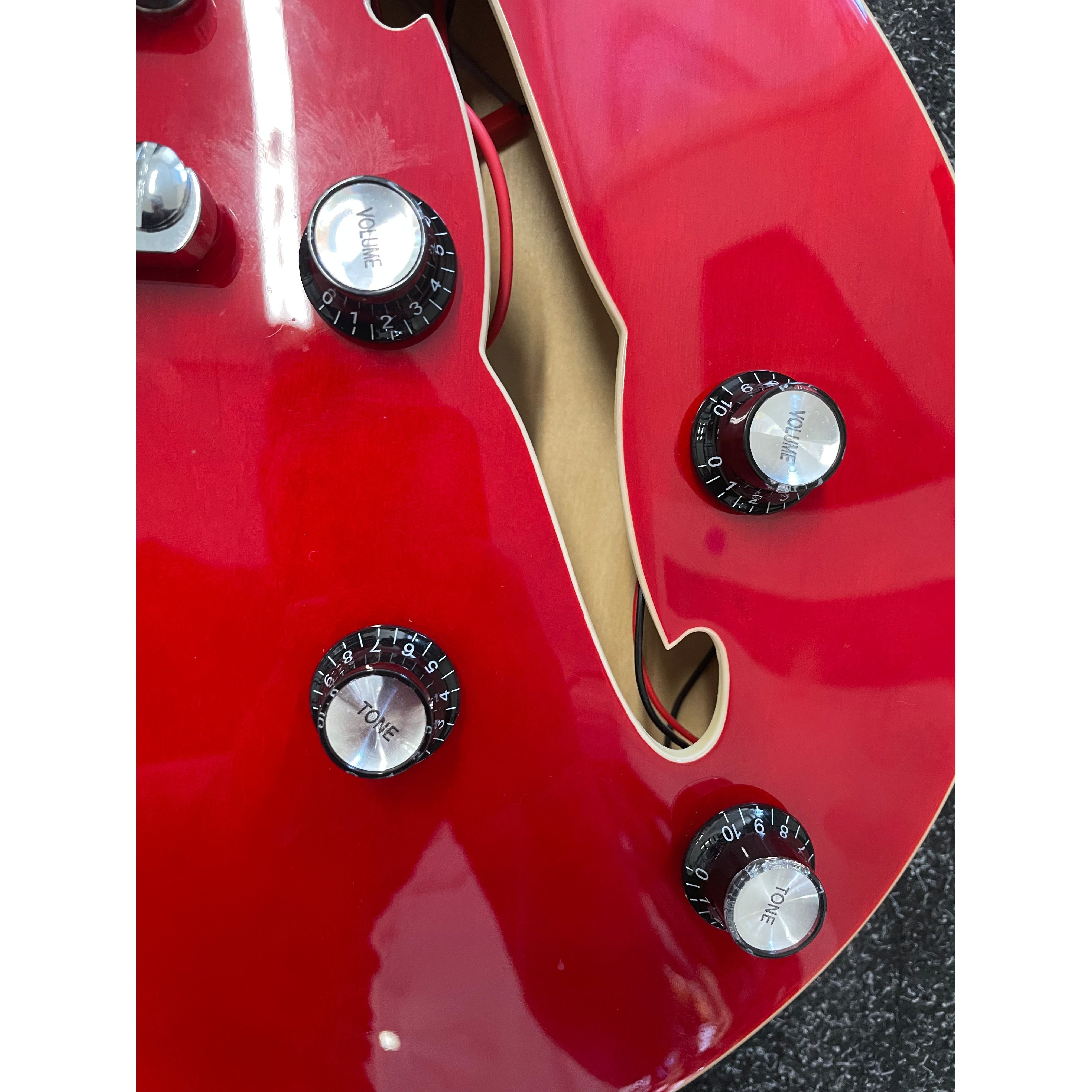 Harley Benton HB35 Plus Hollowbody Electric Guitar in Cherry Pre-Owned