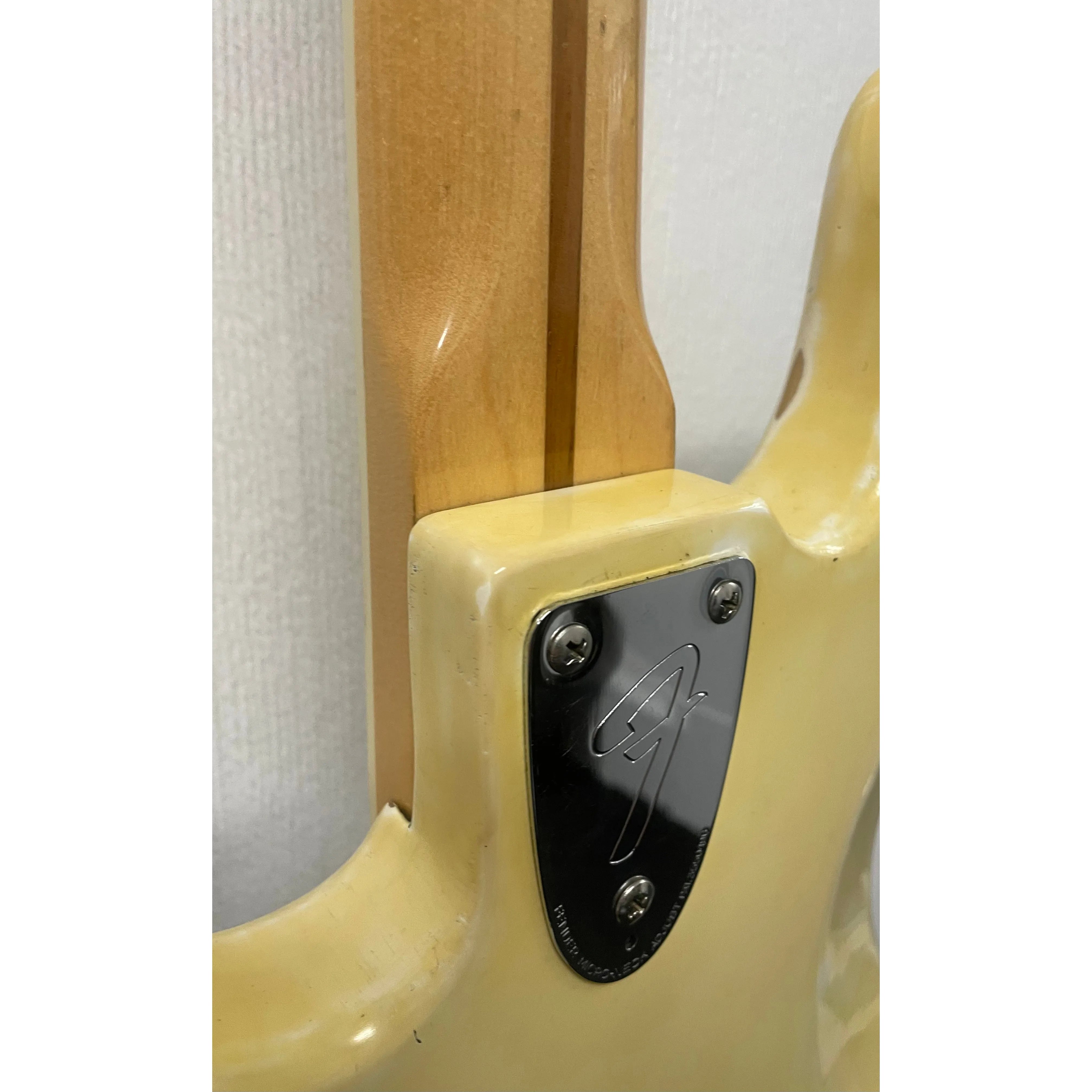 Fender Jazz Bass, 1976, USA in Olympic White Pre-Owned