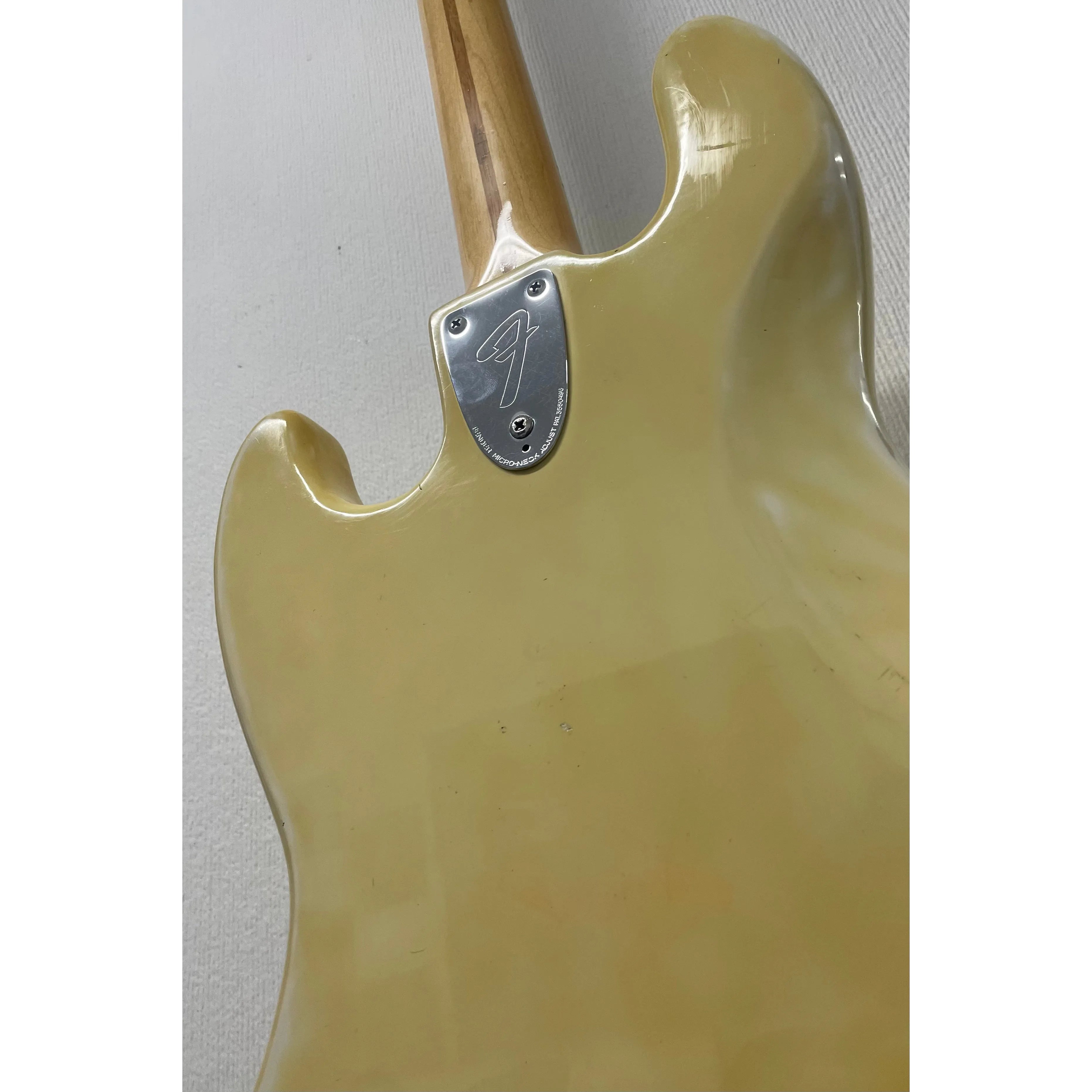 Fender Jazz Bass, 1976, USA in Olympic White Pre-Owned