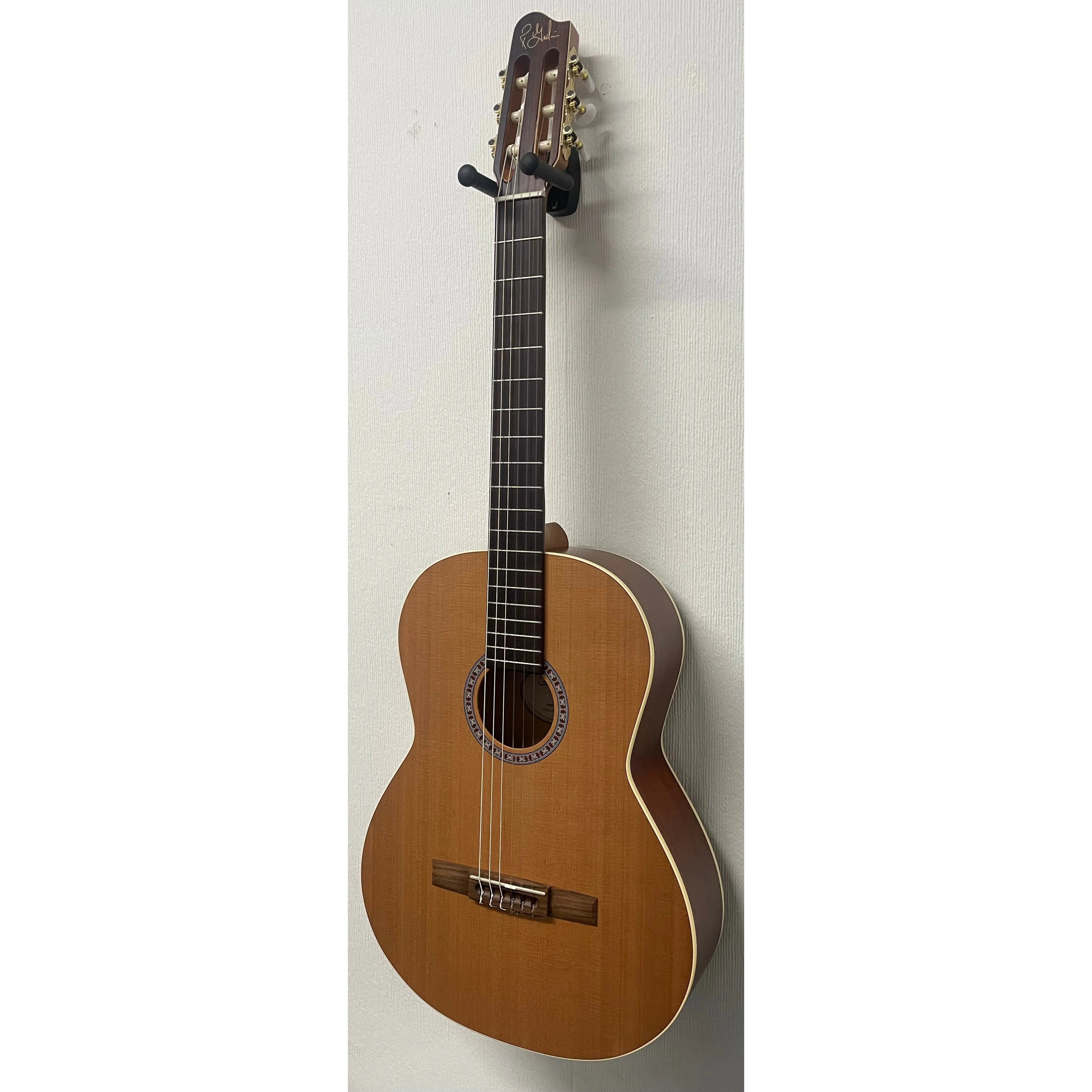 Godin Etude Classical Guitar in Natural with Styrofoam Padded Case Pre-Owned