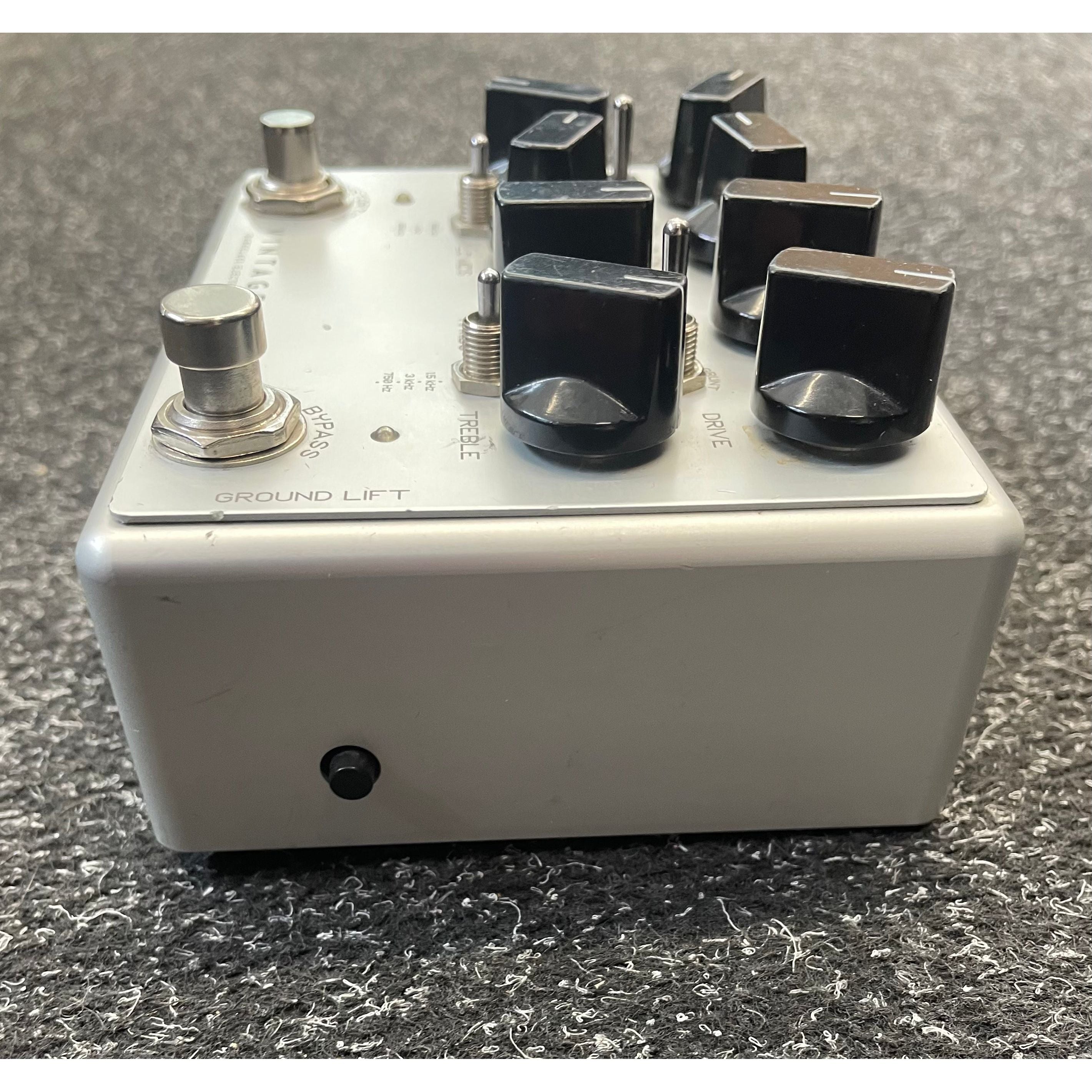 Darkglass Electronics Vintage Ultra Preamp Pedal for Bass Guitar Pre-Owned