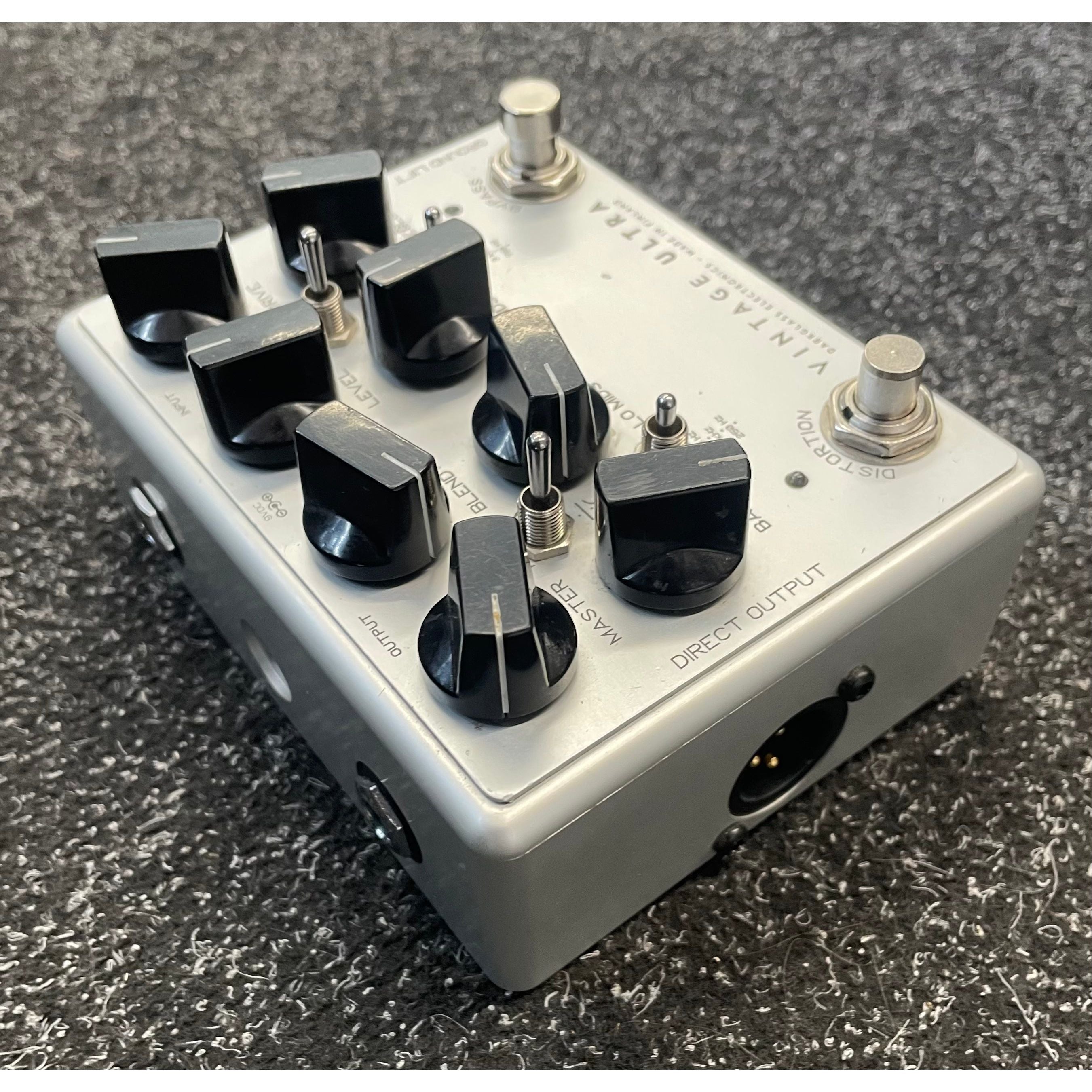 Darkglass Electronics Vintage Ultra Preamp Pedal for Bass Guitar Pre-Owned