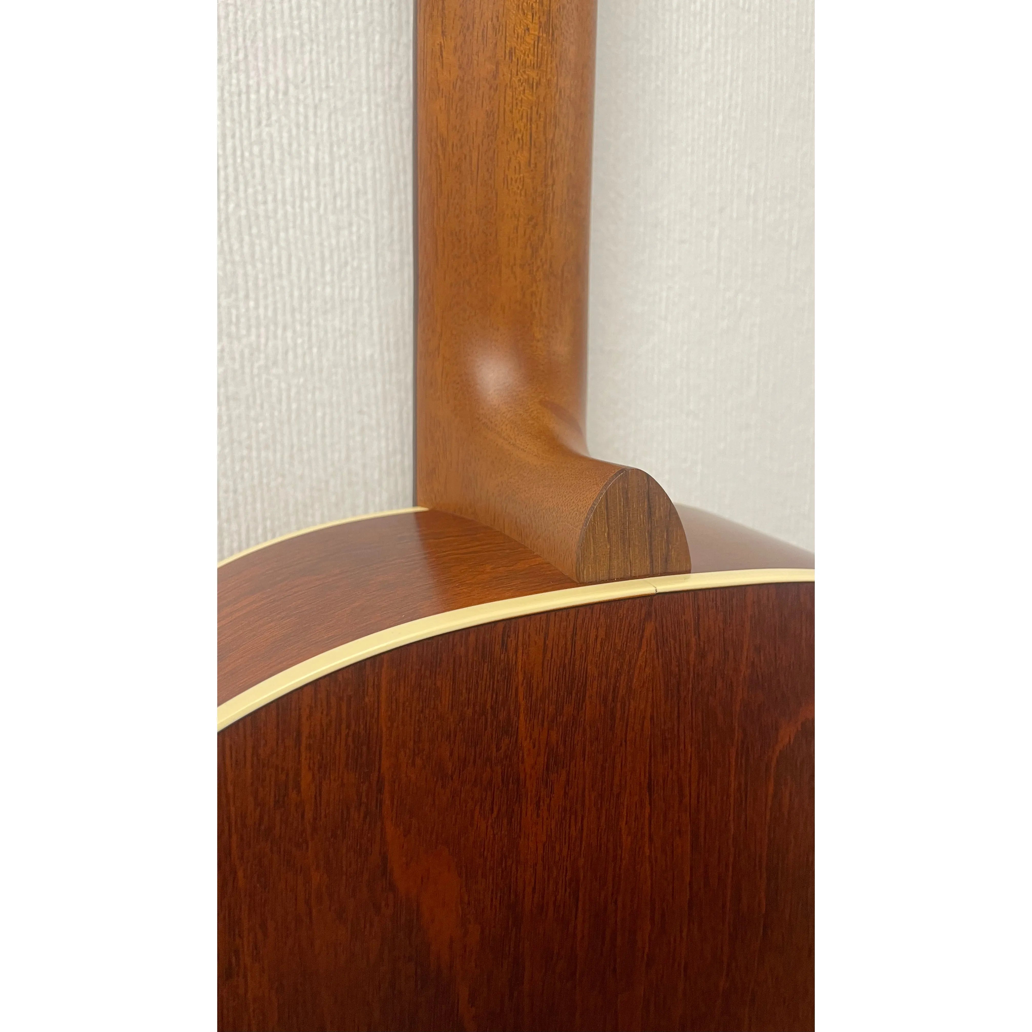 Godin Etude Classical Guitar in Natural with Styrofoam Padded Case Pre-Owned