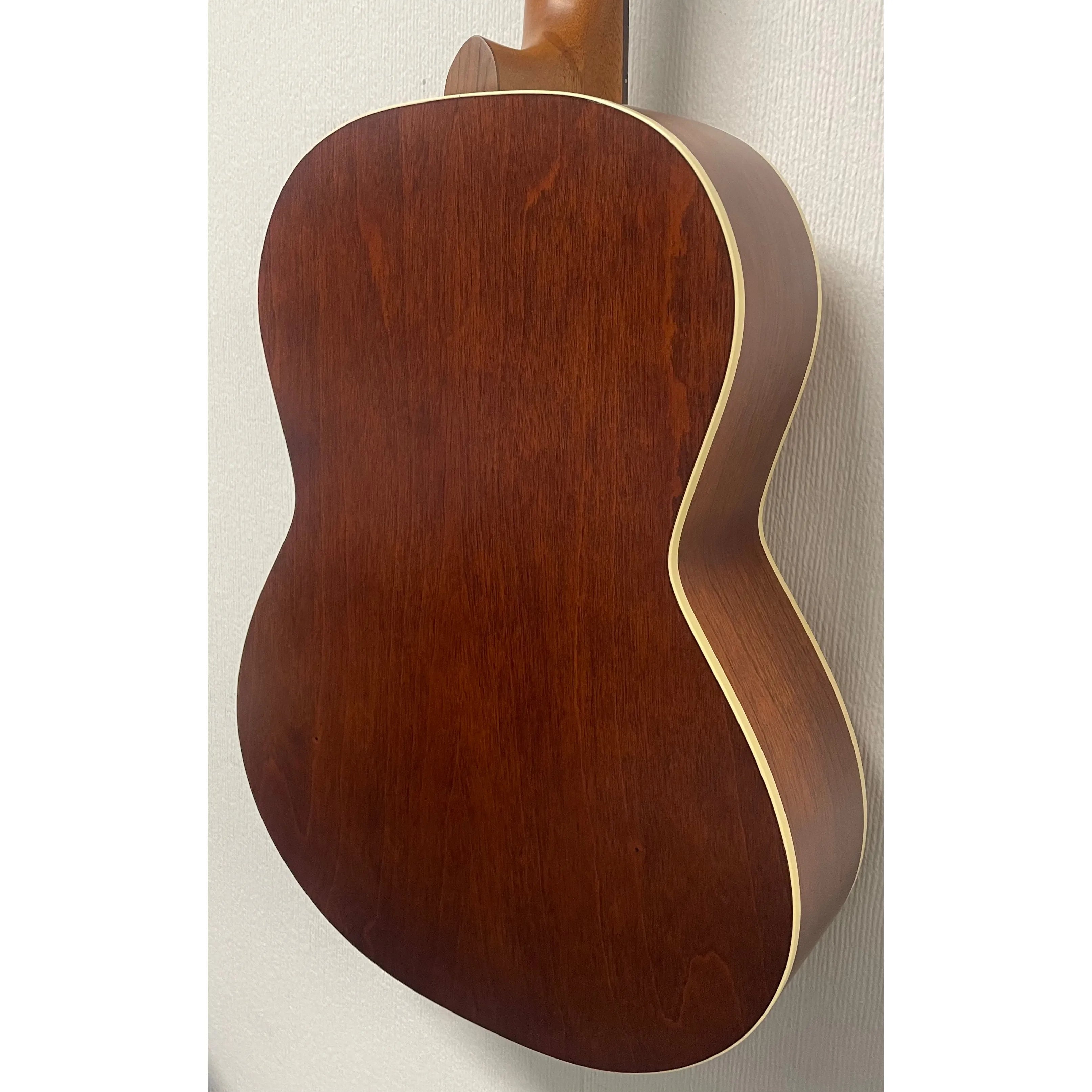 Godin Etude Classical Guitar in Natural with Styrofoam Padded Case Pre-Owned