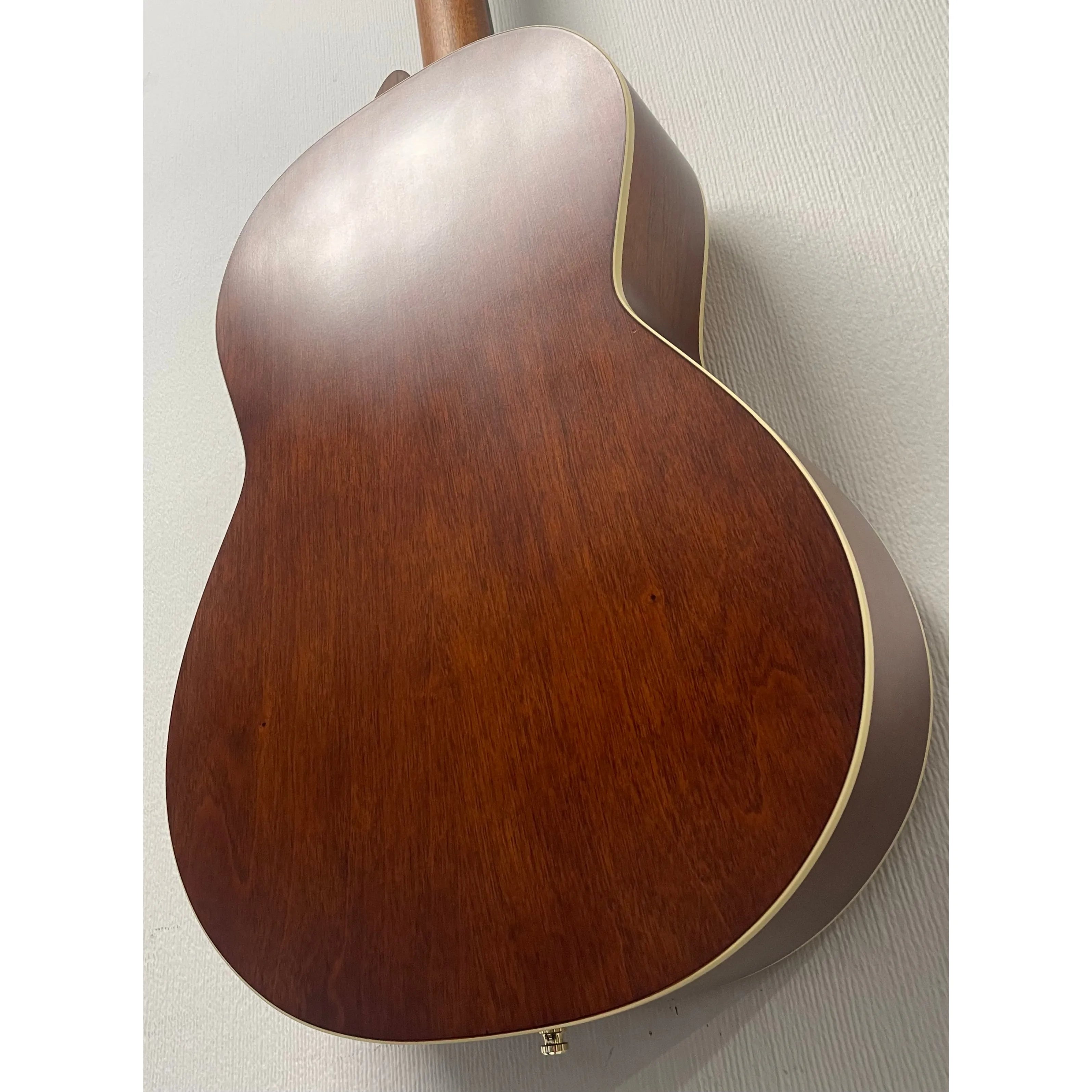 Godin Etude Classical Guitar in Natural with Styrofoam Padded Case Pre-Owned