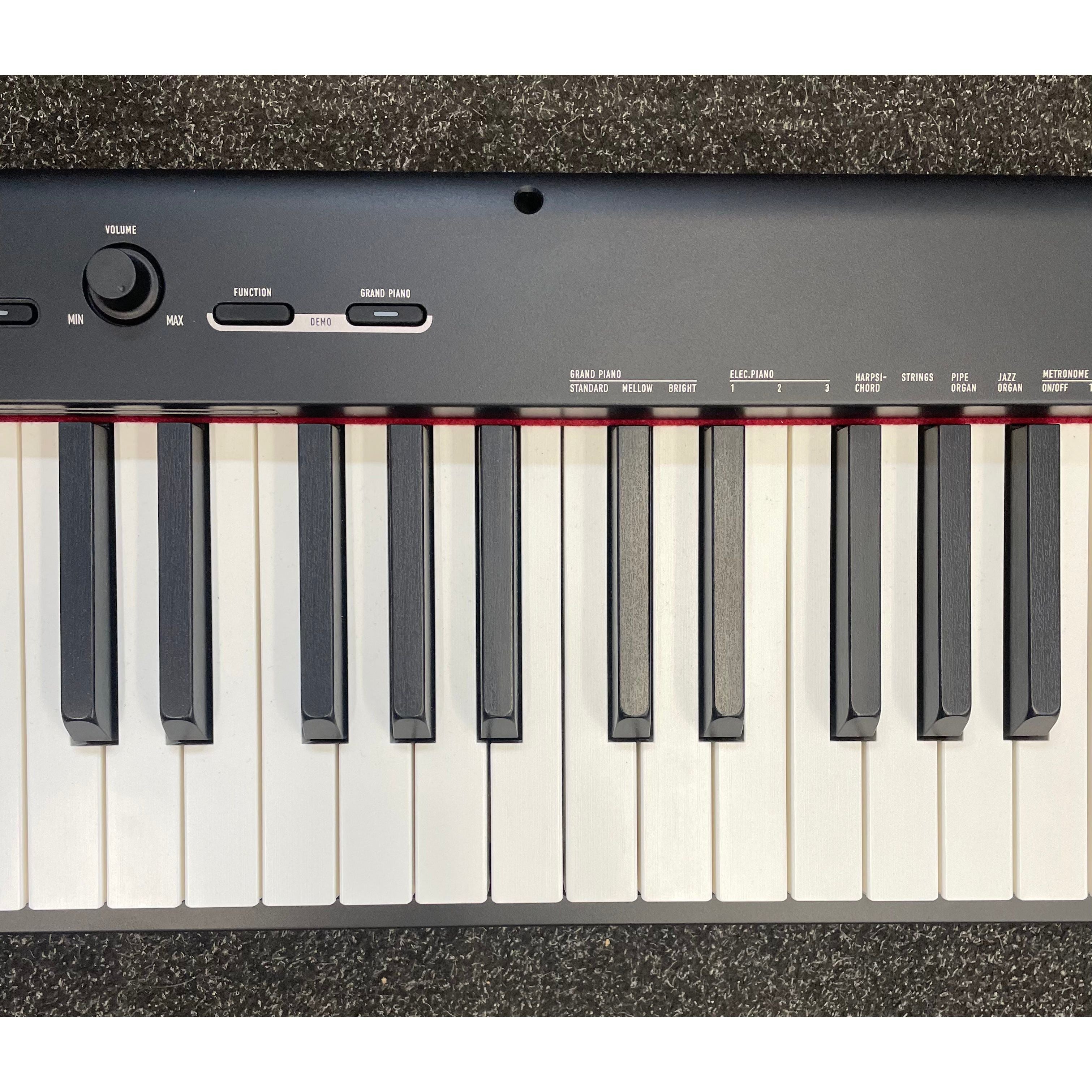 Casio CDP-S110 Keyboard Digital Piano 88 Keys in Black with Gigbag Pre-Owned