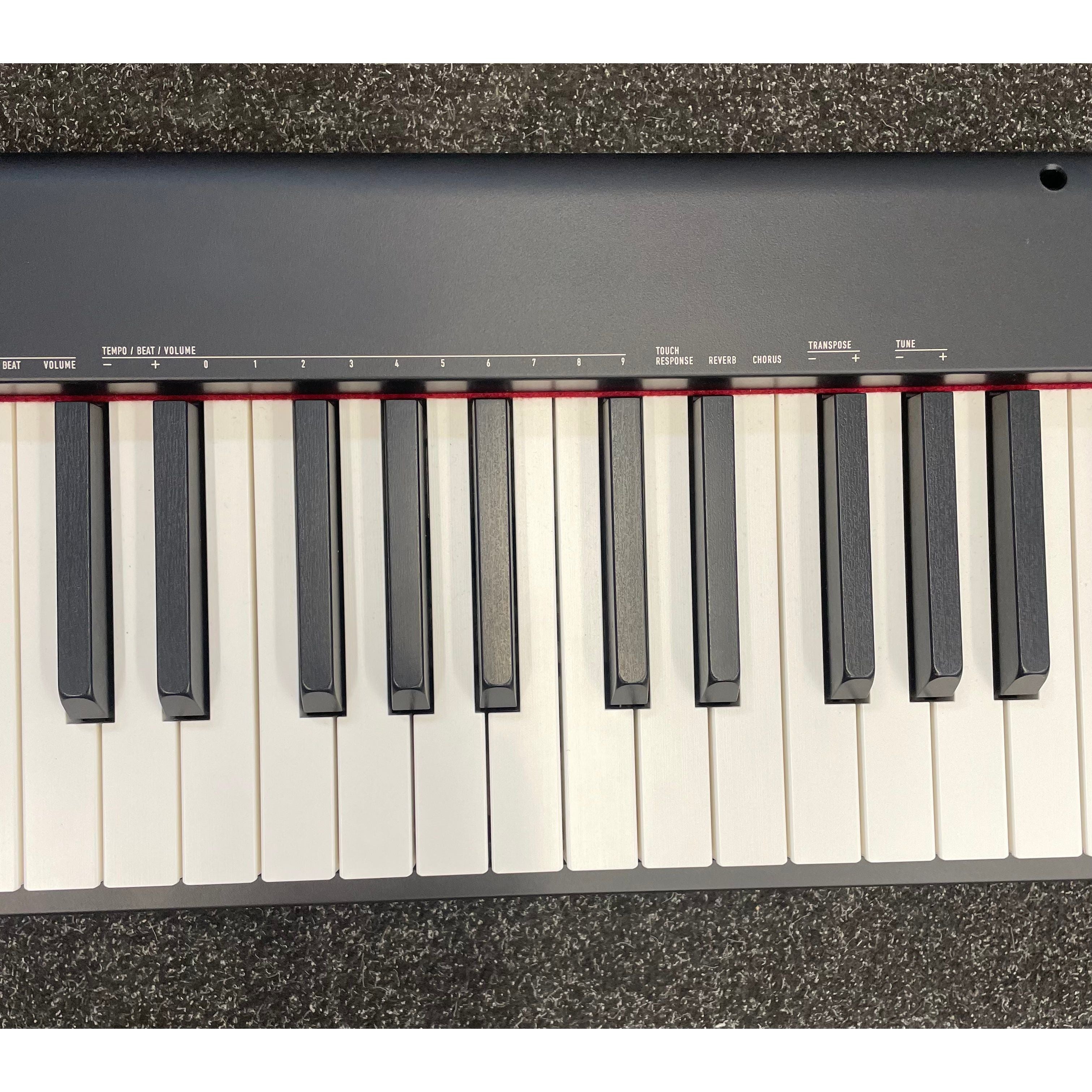 Casio CDP-S110 Keyboard Digital Piano 88 Keys in Black with Gigbag Pre-Owned