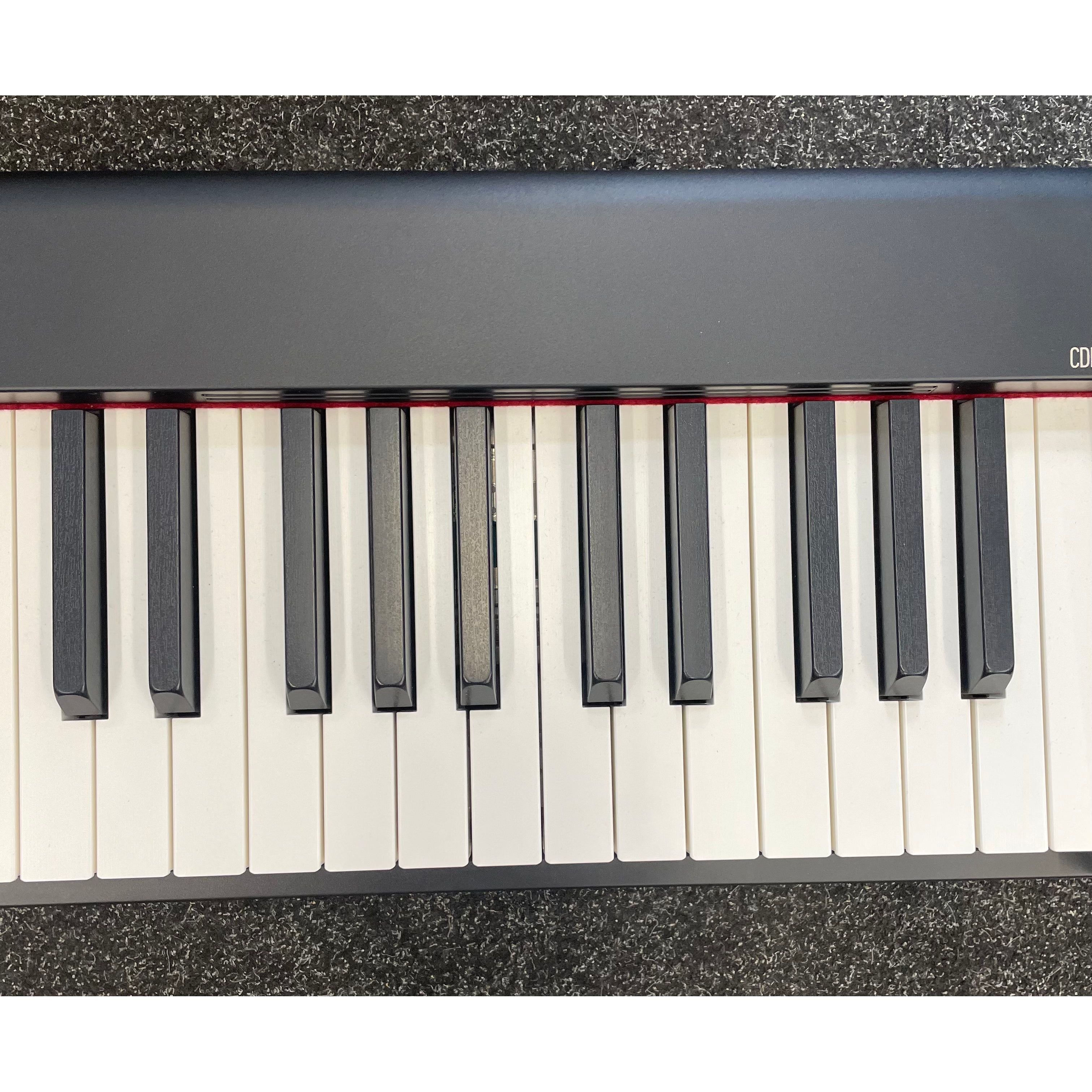 Casio CDP-S110 Keyboard Digital Piano 88 Keys in Black with Gigbag Pre-Owned