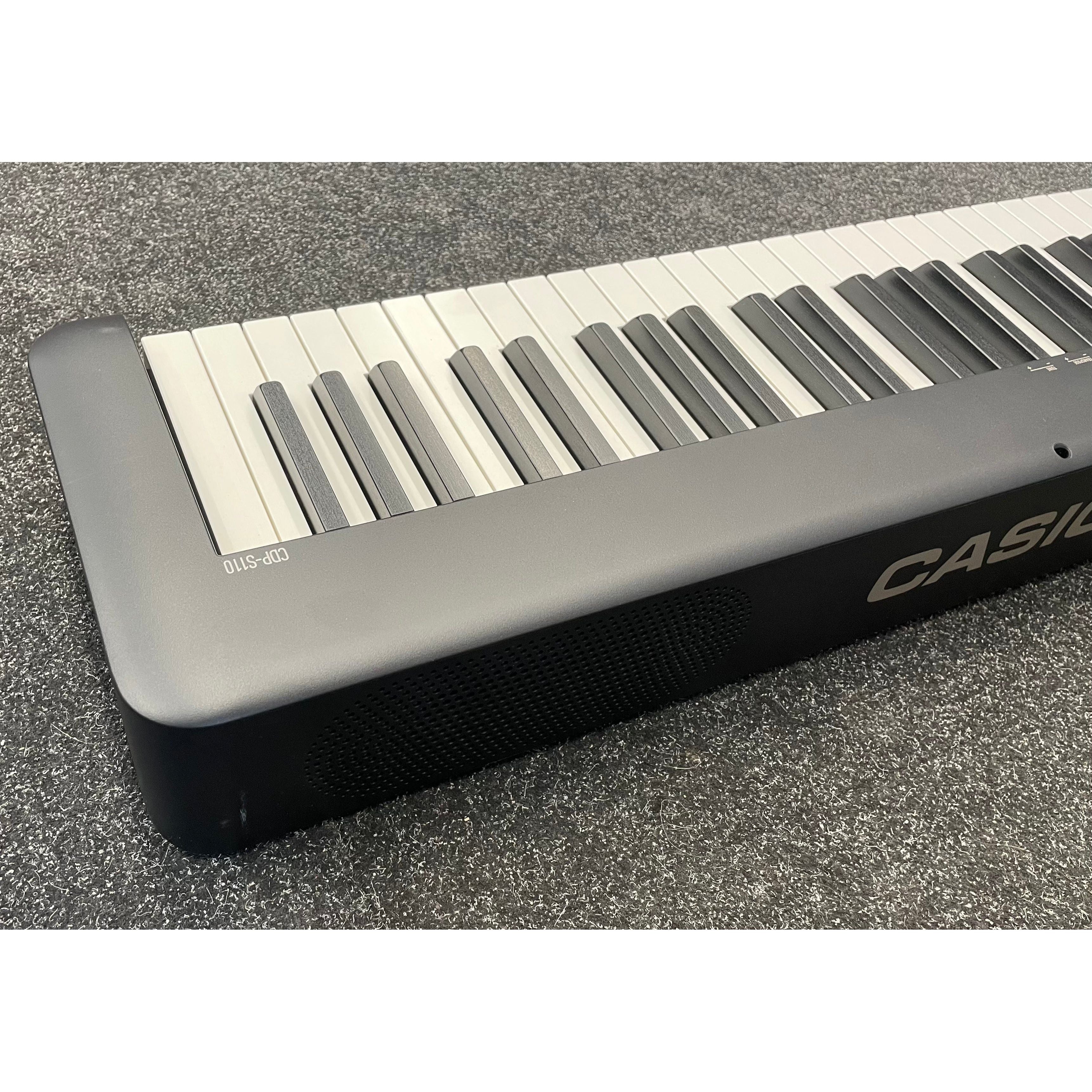 Casio CDP-S110 Keyboard Digital Piano 88 Keys in Black with Gigbag Pre-Owned