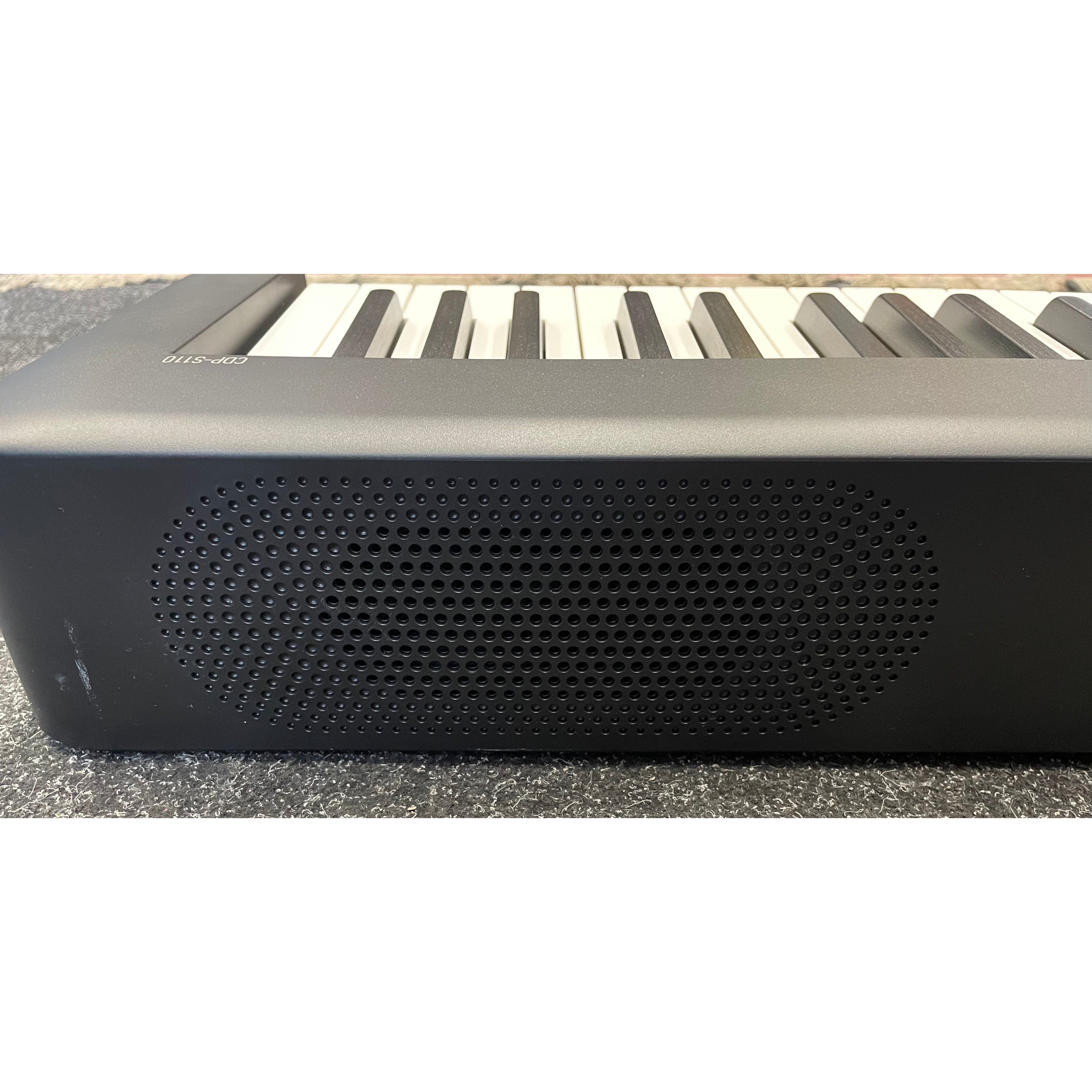 Casio CDP-S110 Keyboard Digital Piano 88 Keys in Black with Gigbag Pre-Owned