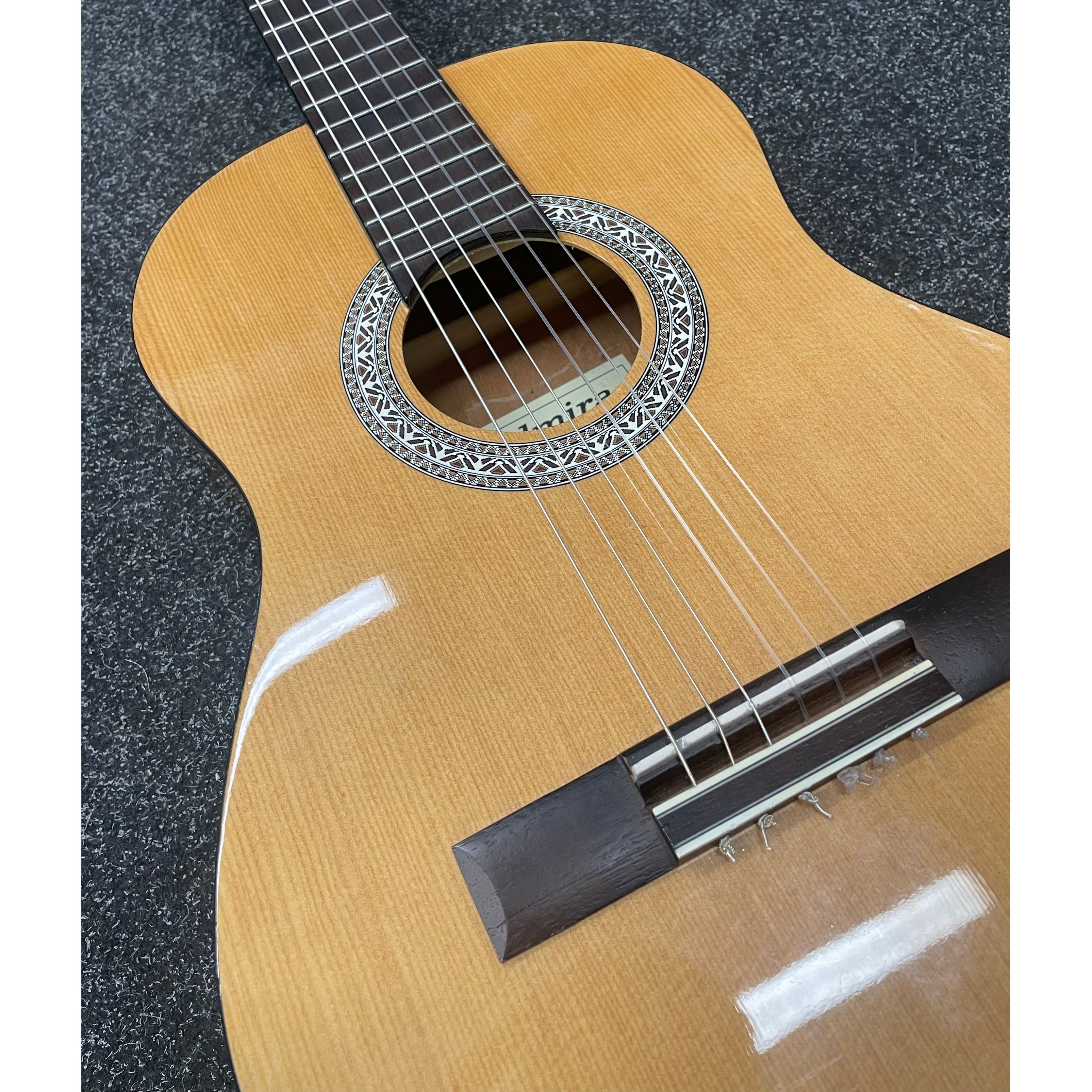 Admira Alba 1/2 Size Classical Guitar For Kids Pre-Owned