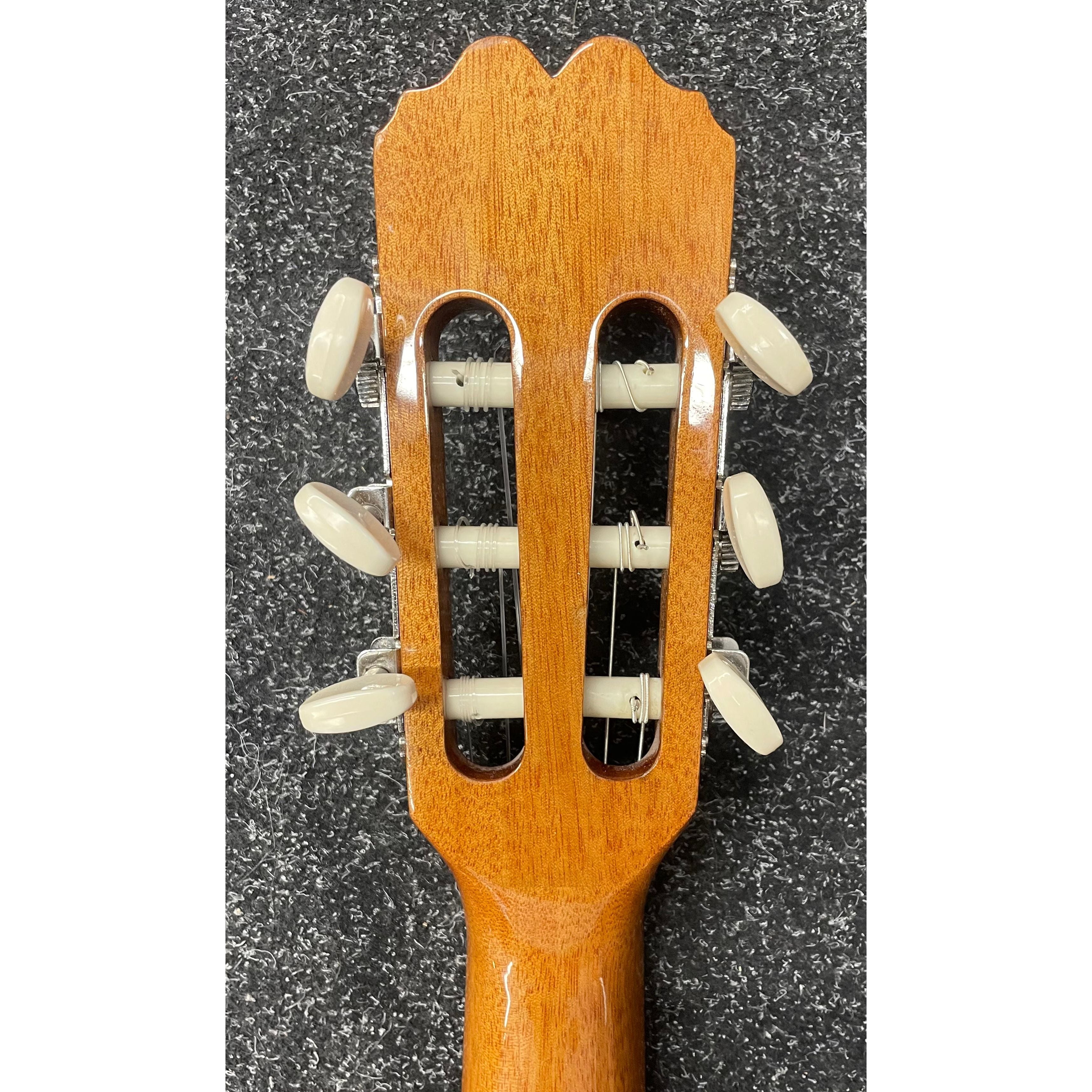 Admira Alba 1/2 Size Classical Guitar For Kids Pre-Owned