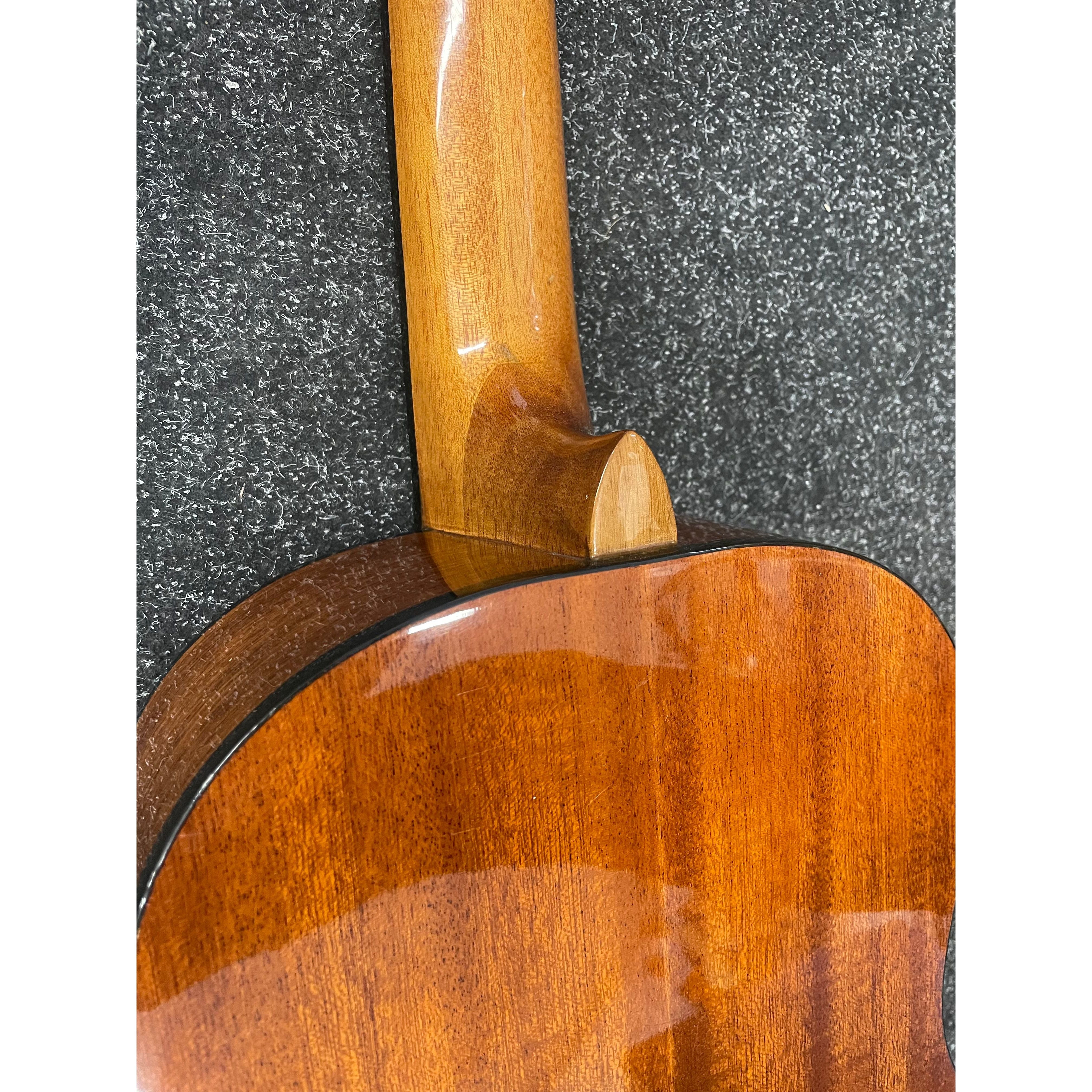 Admira Alba 1/2 Size Classical Guitar For Kids Pre-Owned