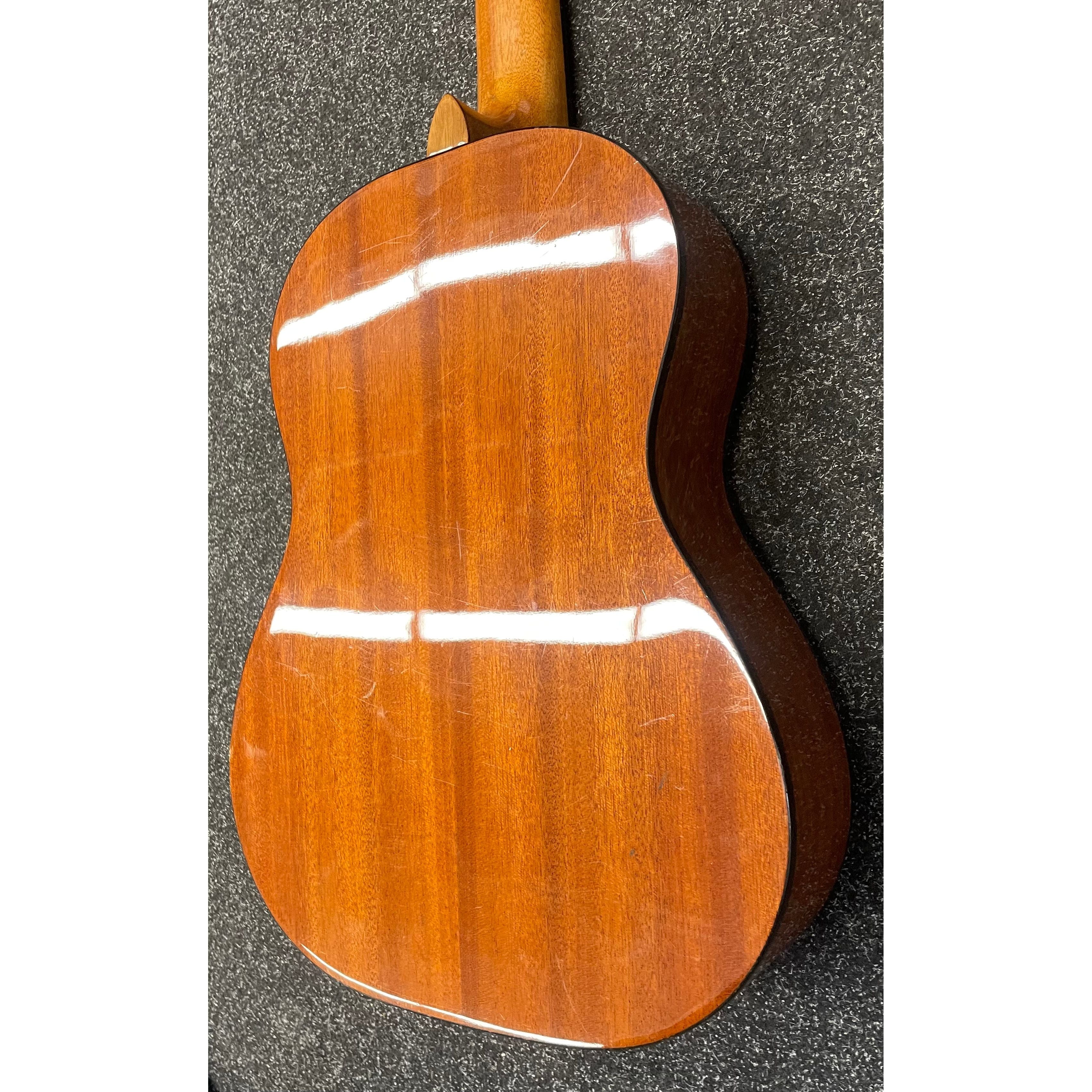 Admira Alba 1/2 Size Classical Guitar For Kids Pre-Owned