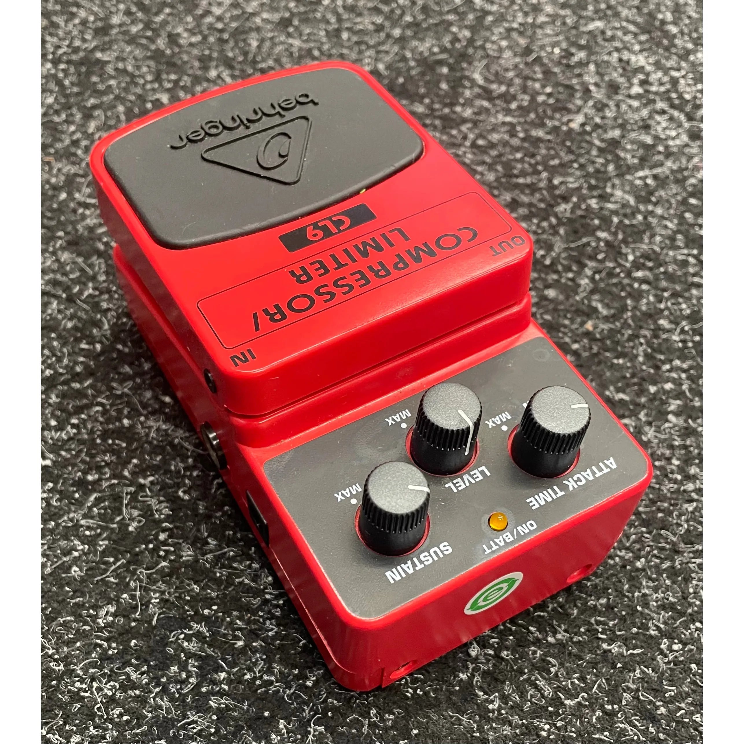 Behringer Compressor/Limiter CL9 Guitar Pedal Pre-Owned