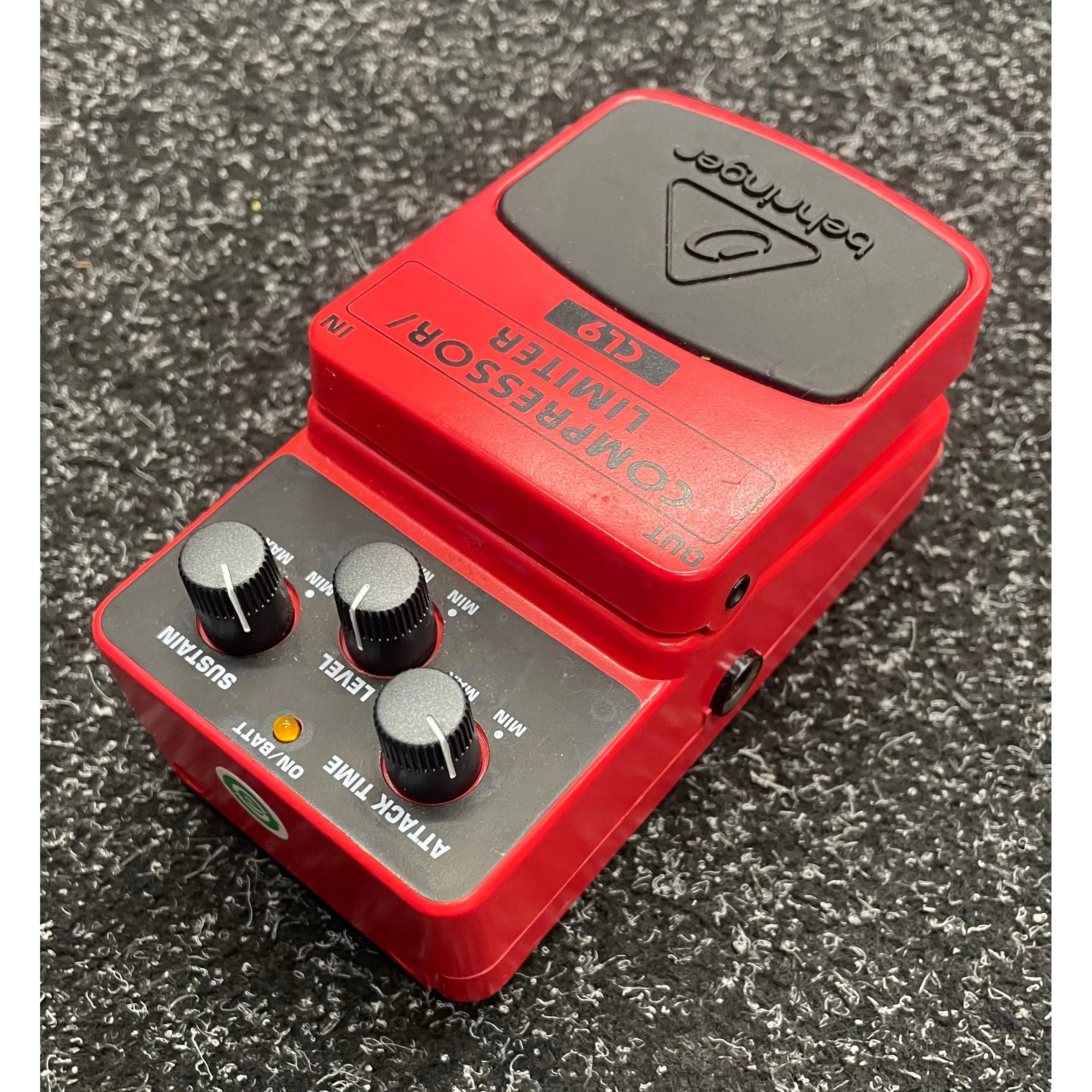 Behringer Compressor/Limiter CL9 Guitar Pedal Pre-Owned