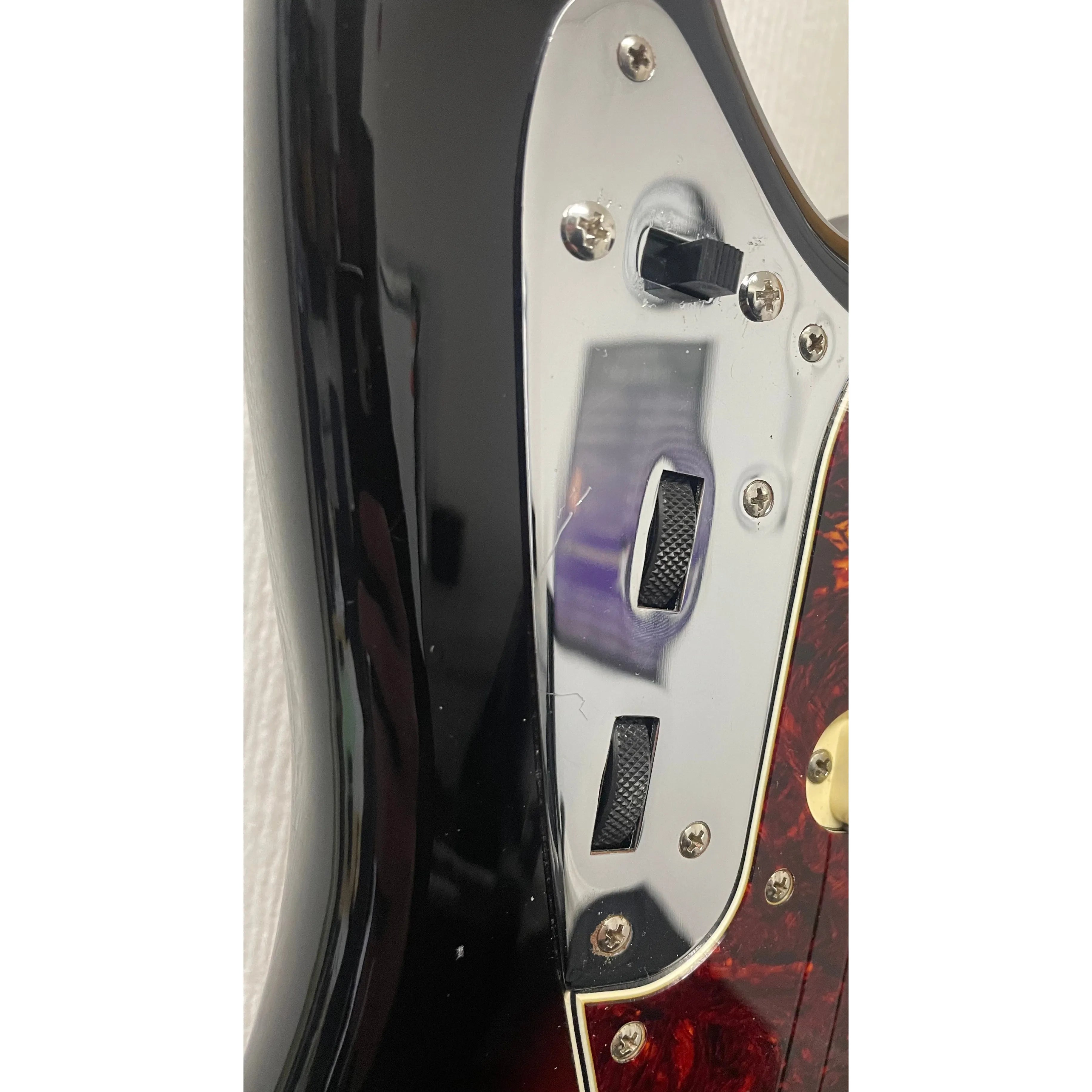 Fender Jaguar Classic Player Special, Mexican, in Sunburst with Gigbag Pre-Owned