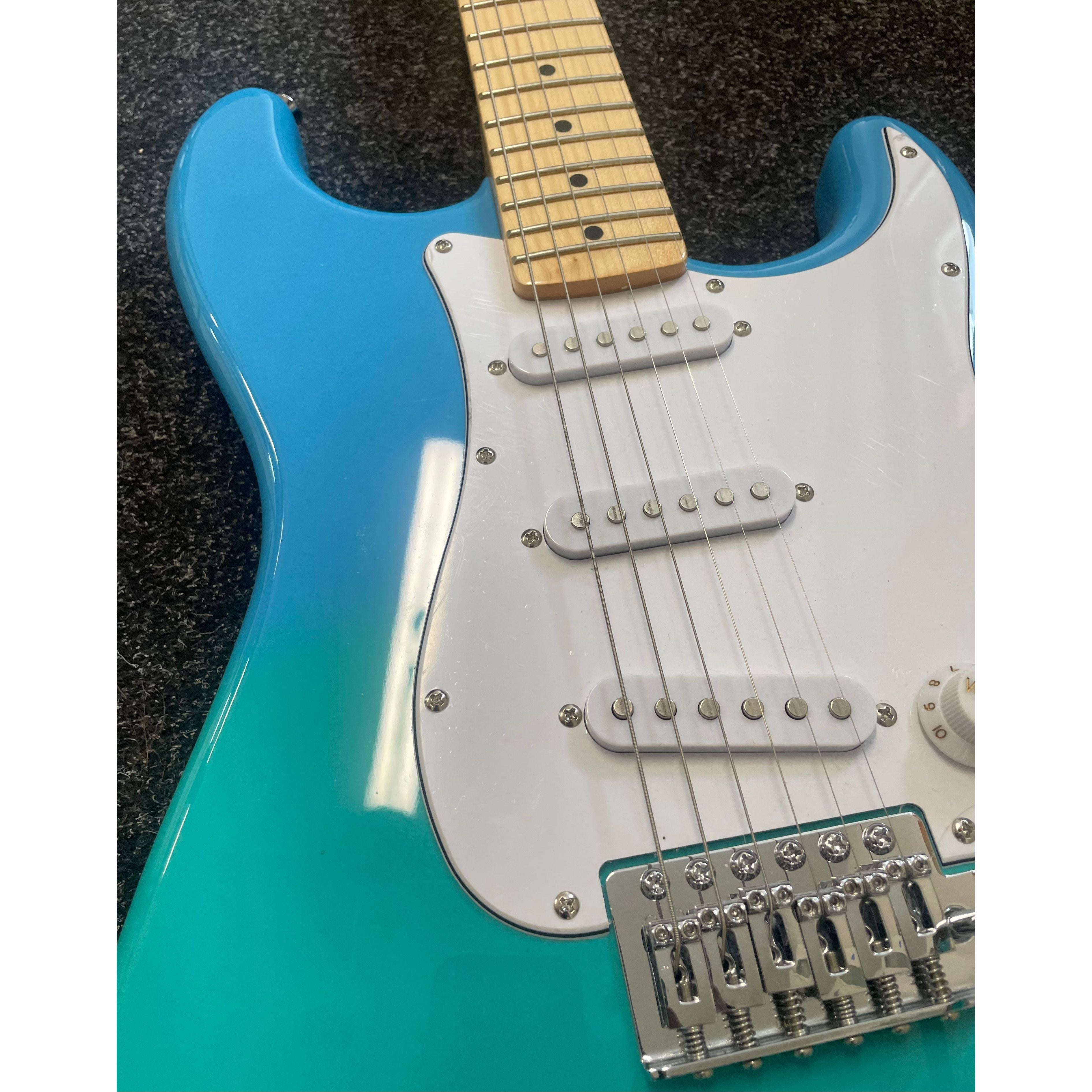 SX Strat Style Modern Series Electric Guitar in Blue Fade with Gigbag Pre-Owned