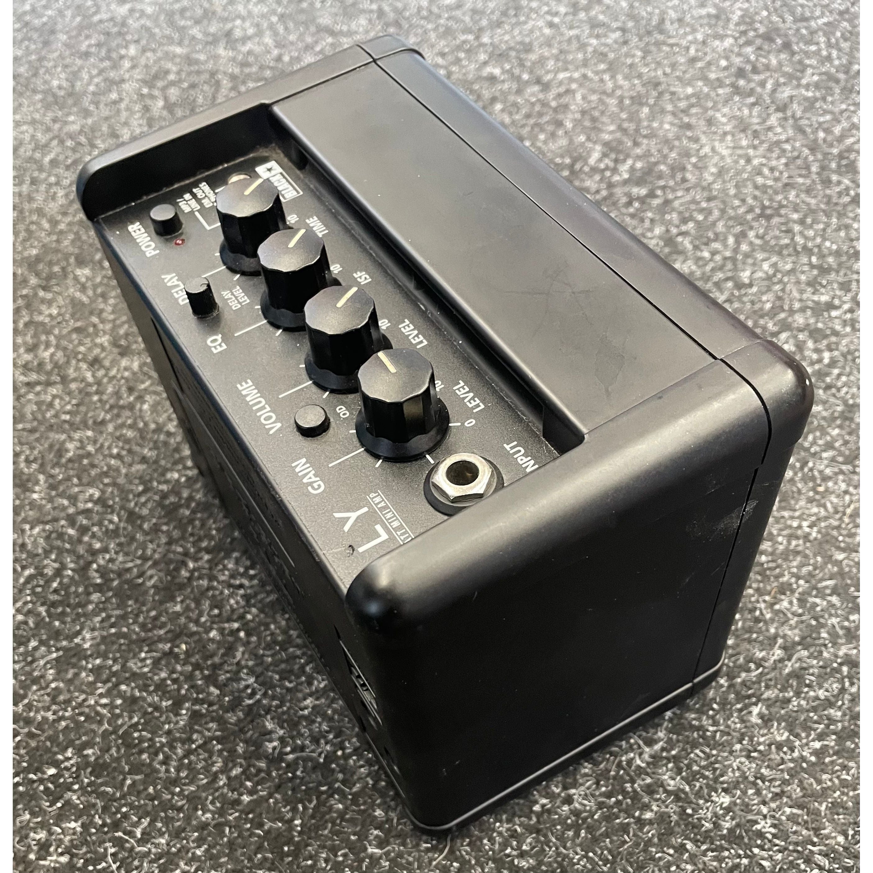Blackstar Fly 3 Mini Portable Guitar Amplifier in Black Pre-Owned