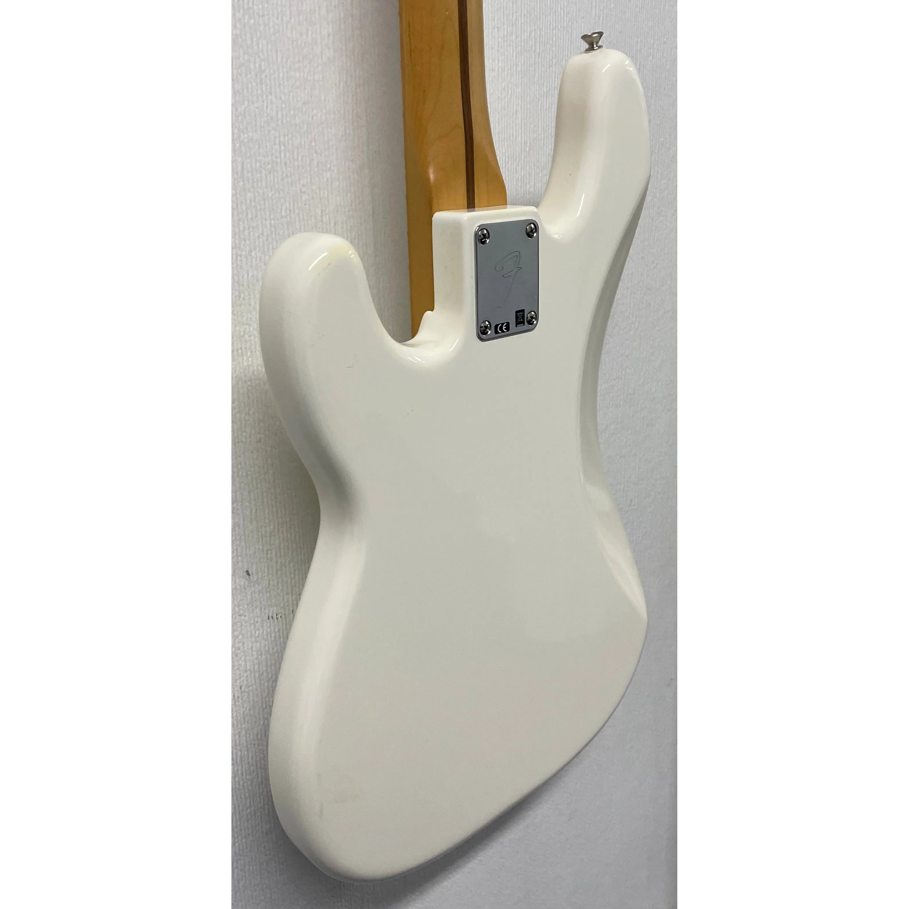 Fender Player Precision Bass in Polar White, Mexican, 2020, with Gigbag Pre-Owned