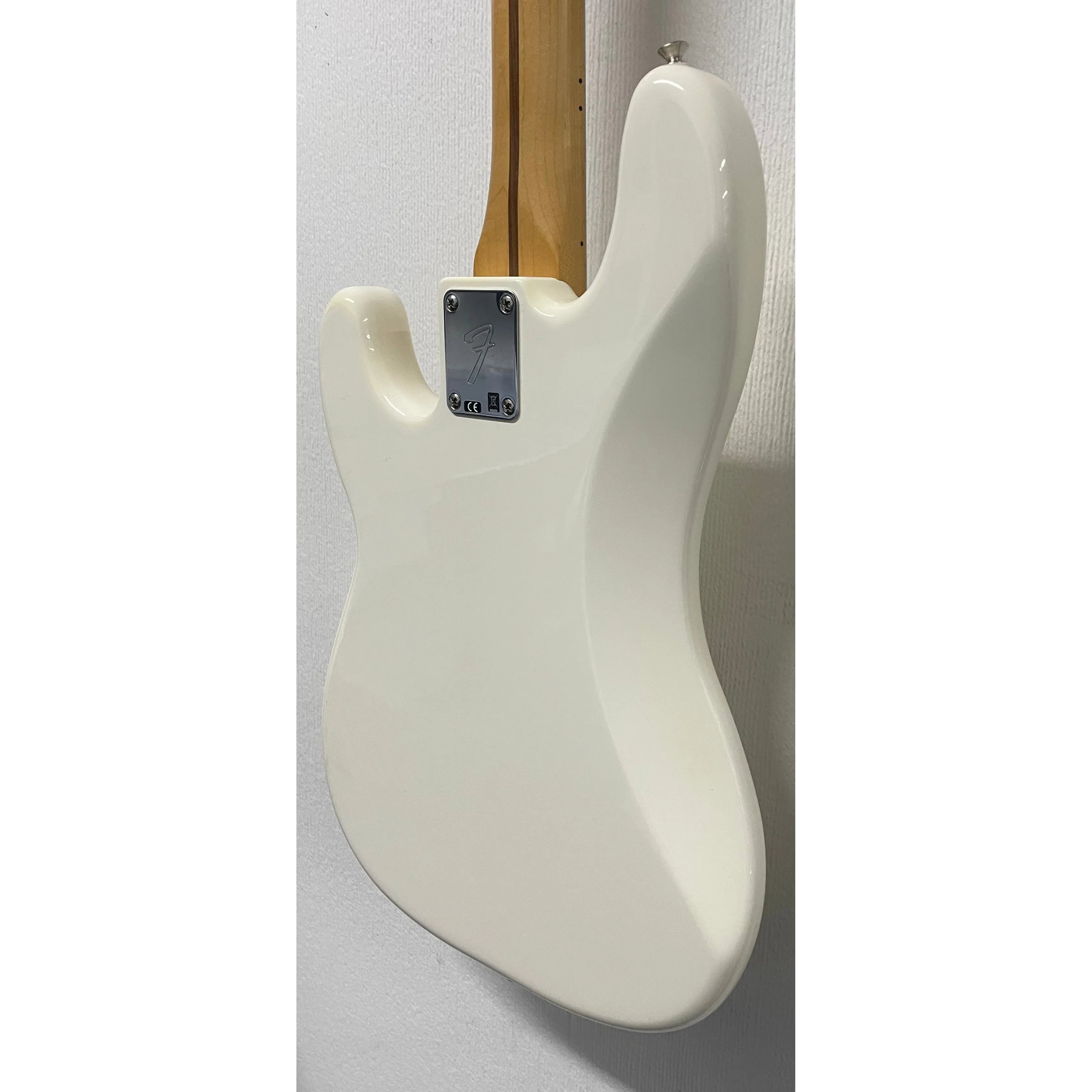 Fender Player Precision Bass in Polar White, Mexican, 2020, with Gigbag Pre-Owned