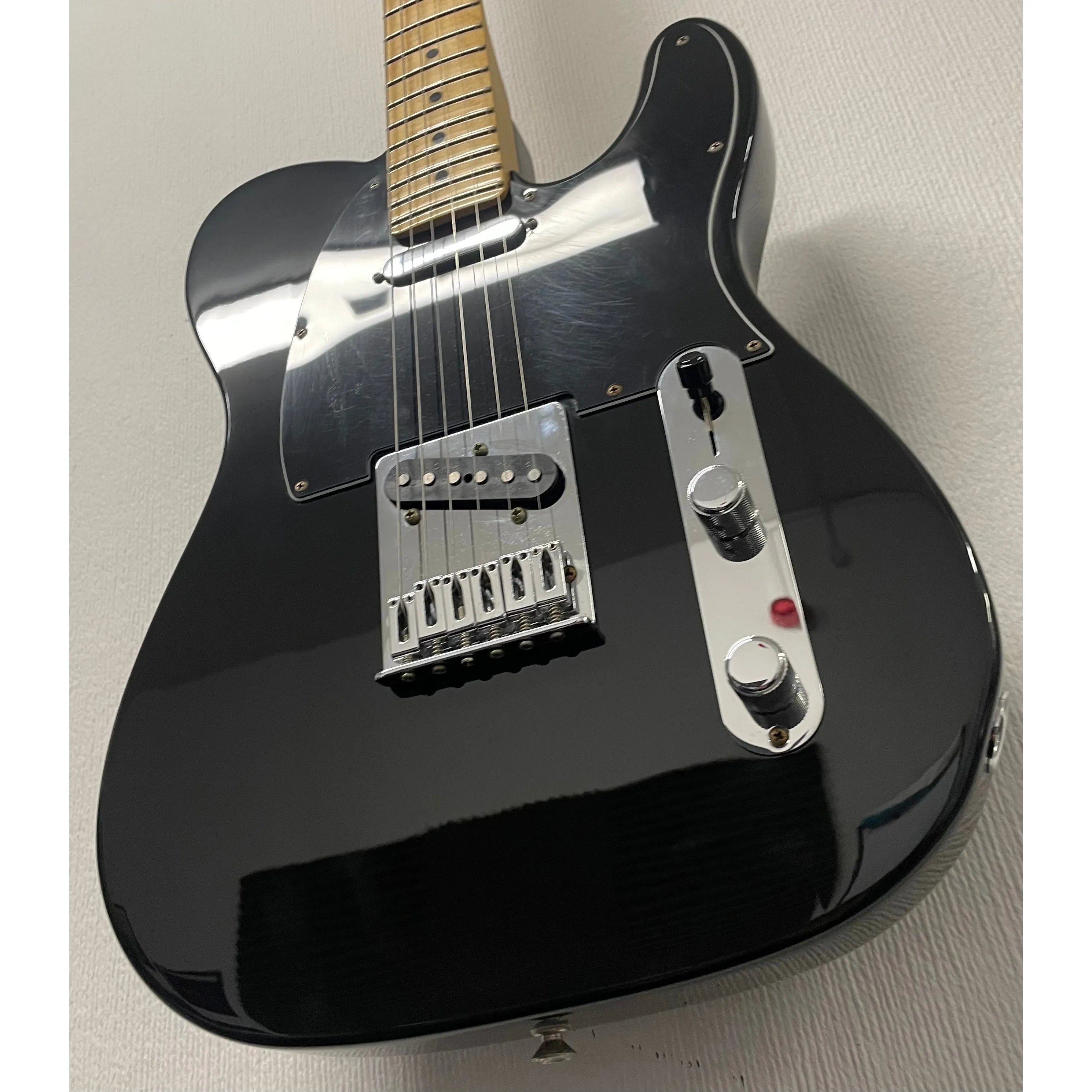 Fender Player Telecaster in Black, Mexican, 2021, 75th Anniversary Model with Gator Hardcase Pre-Owned