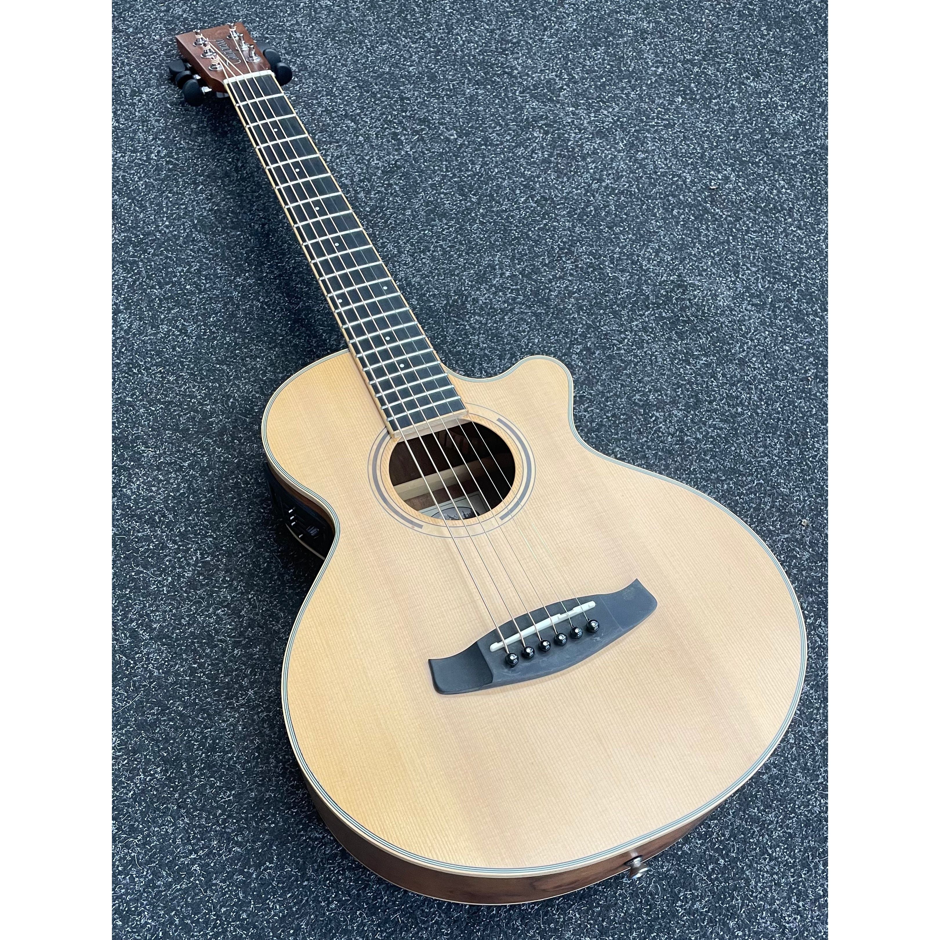 Tanglewood Discovery DBT-TCE-BW Travel Sized Electro Acoustic Guitar in Black Walnut and Spruce with Gigbag Pre-Owned