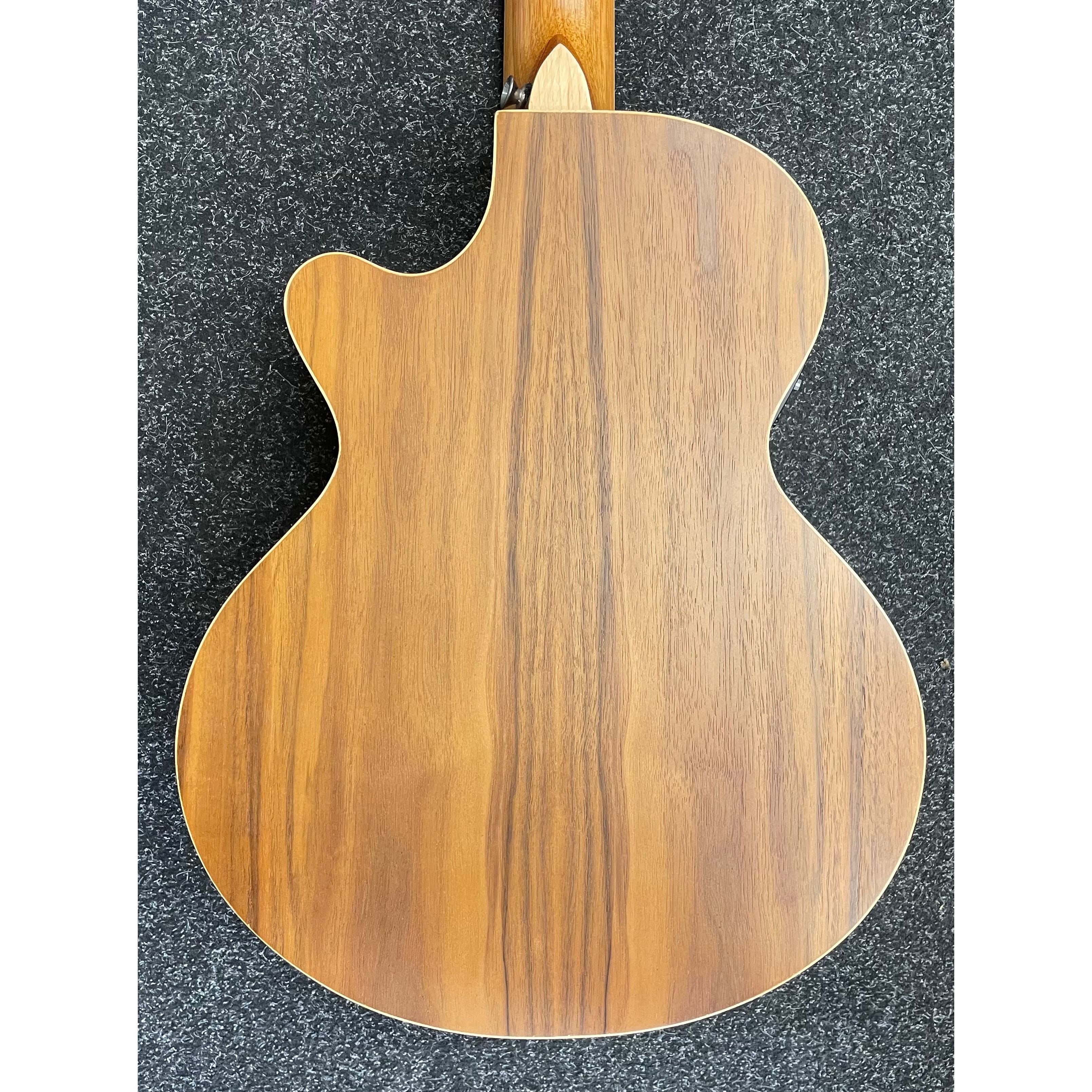 Tanglewood Discovery DBT-TCE-BW Travel Sized Electro Acoustic Guitar in Black Walnut and Spruce with Gigbag Pre-Owned