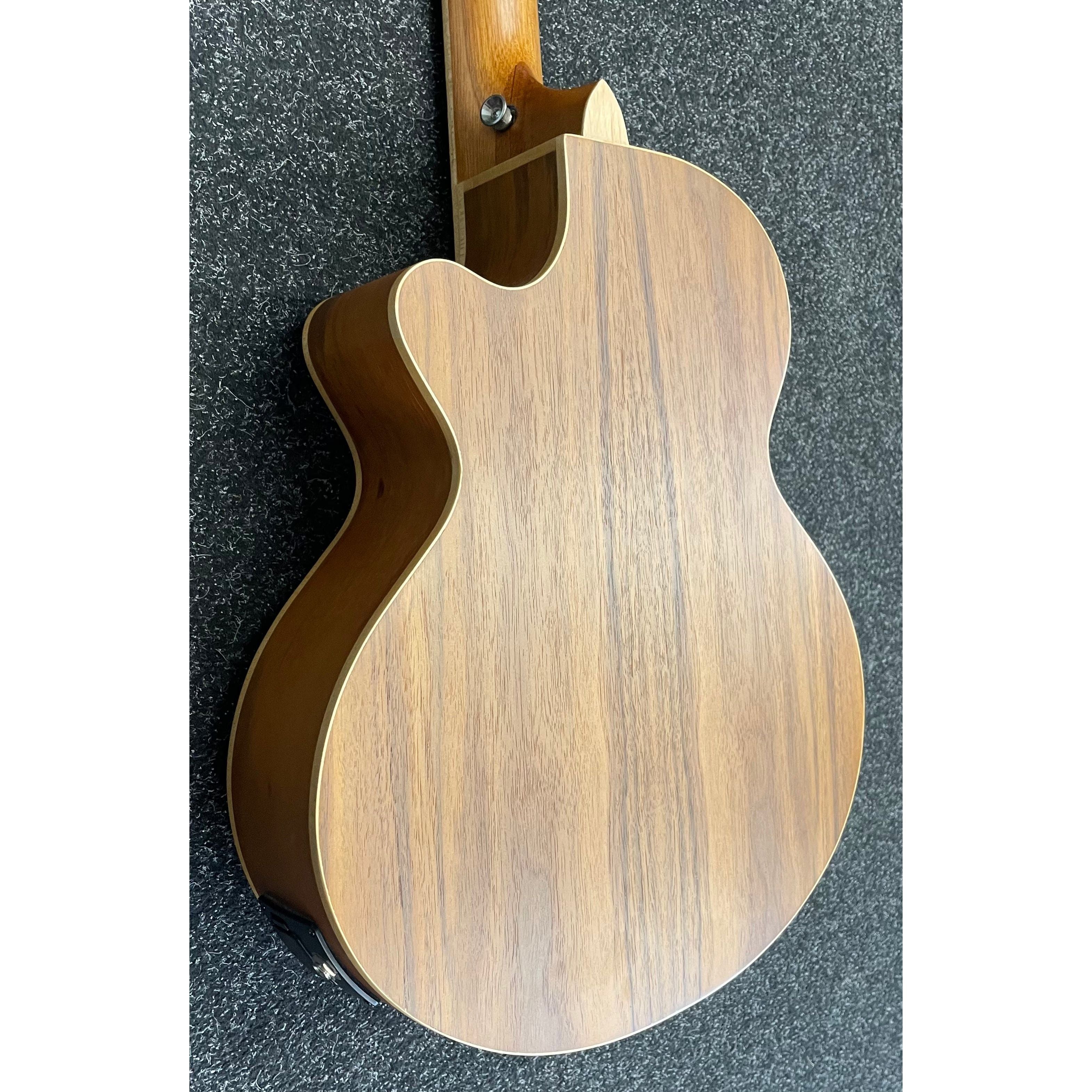 Tanglewood Discovery DBT-TCE-BW Travel Sized Electro Acoustic Guitar in Black Walnut and Spruce with Gigbag Pre-Owned