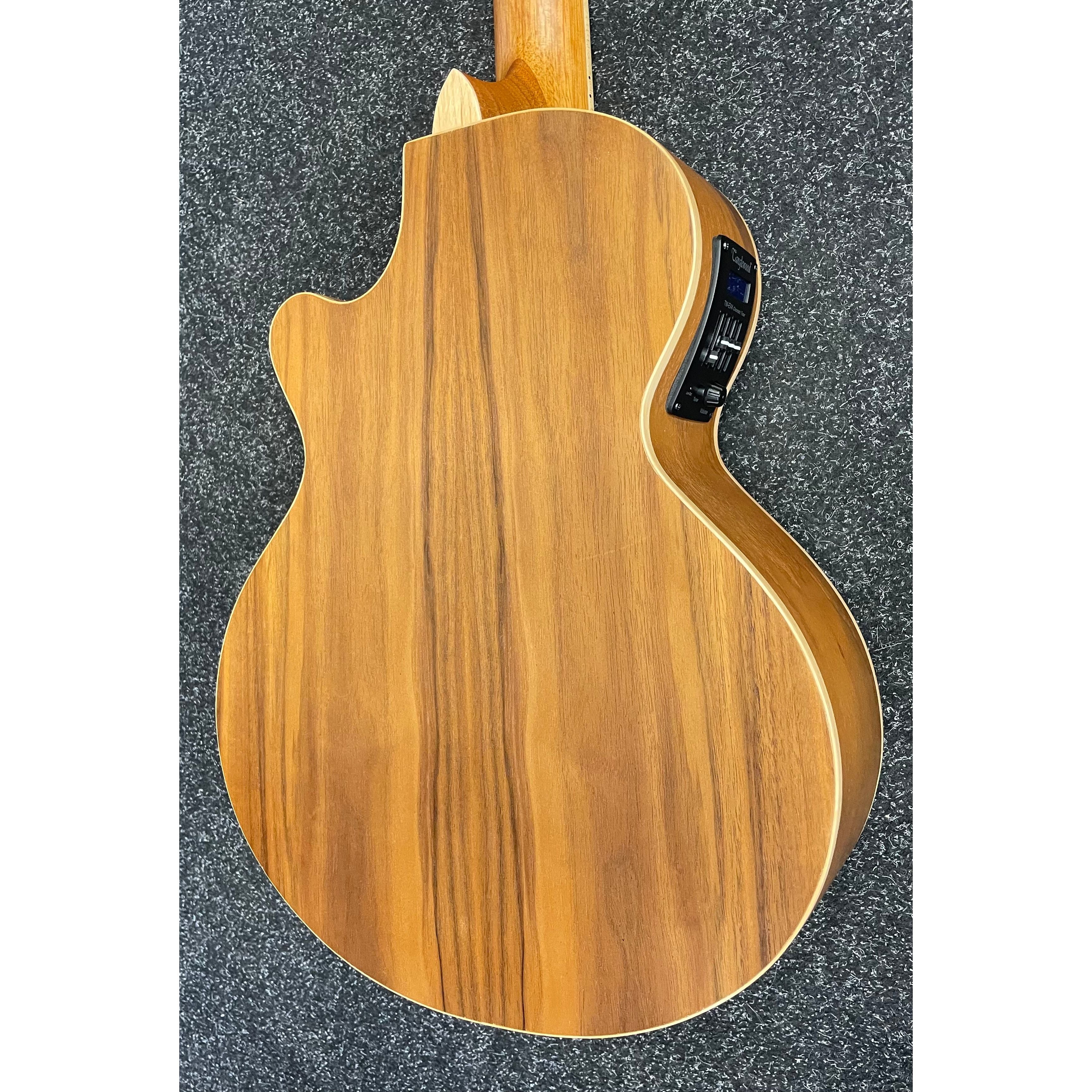 Tanglewood Discovery DBT-TCE-BW Travel Sized Electro Acoustic Guitar in Black Walnut and Spruce with Gigbag Pre-Owned