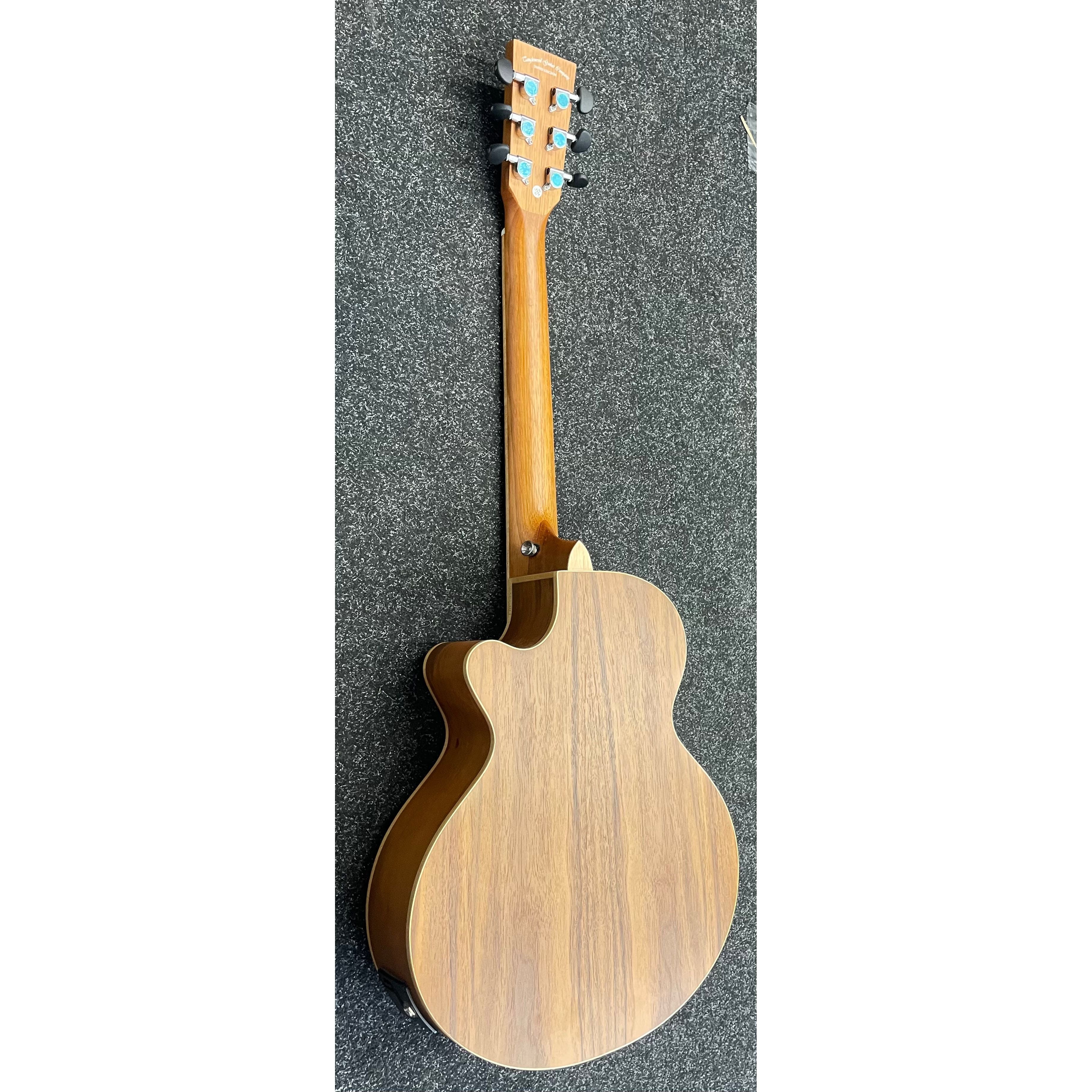 Tanglewood Discovery DBT-TCE-BW Travel Sized Electro Acoustic Guitar in Black Walnut and Spruce with Gigbag Pre-Owned