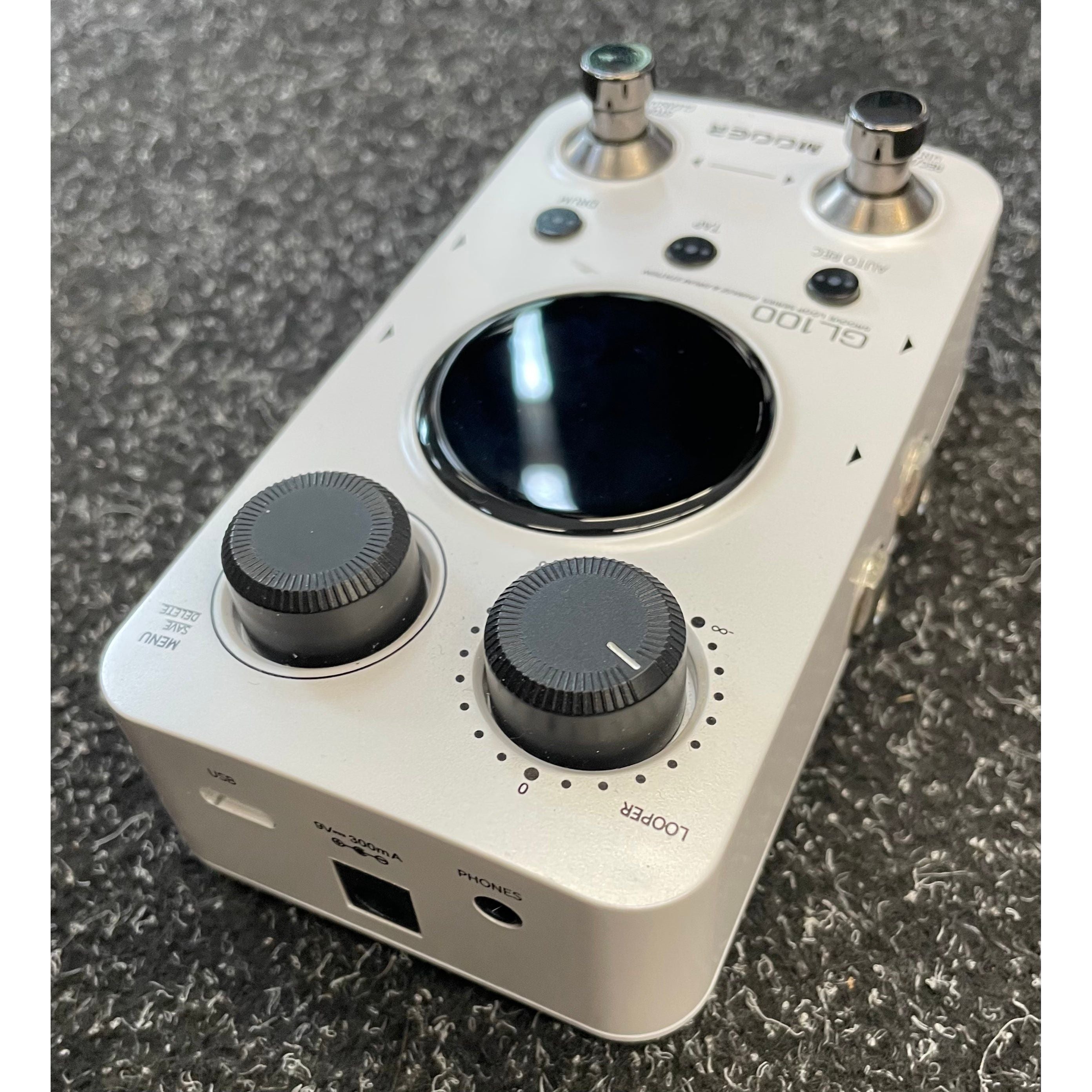 Mooer GL-100 Groove Loop Phrase and Drum Station Pedal Pre-Owned