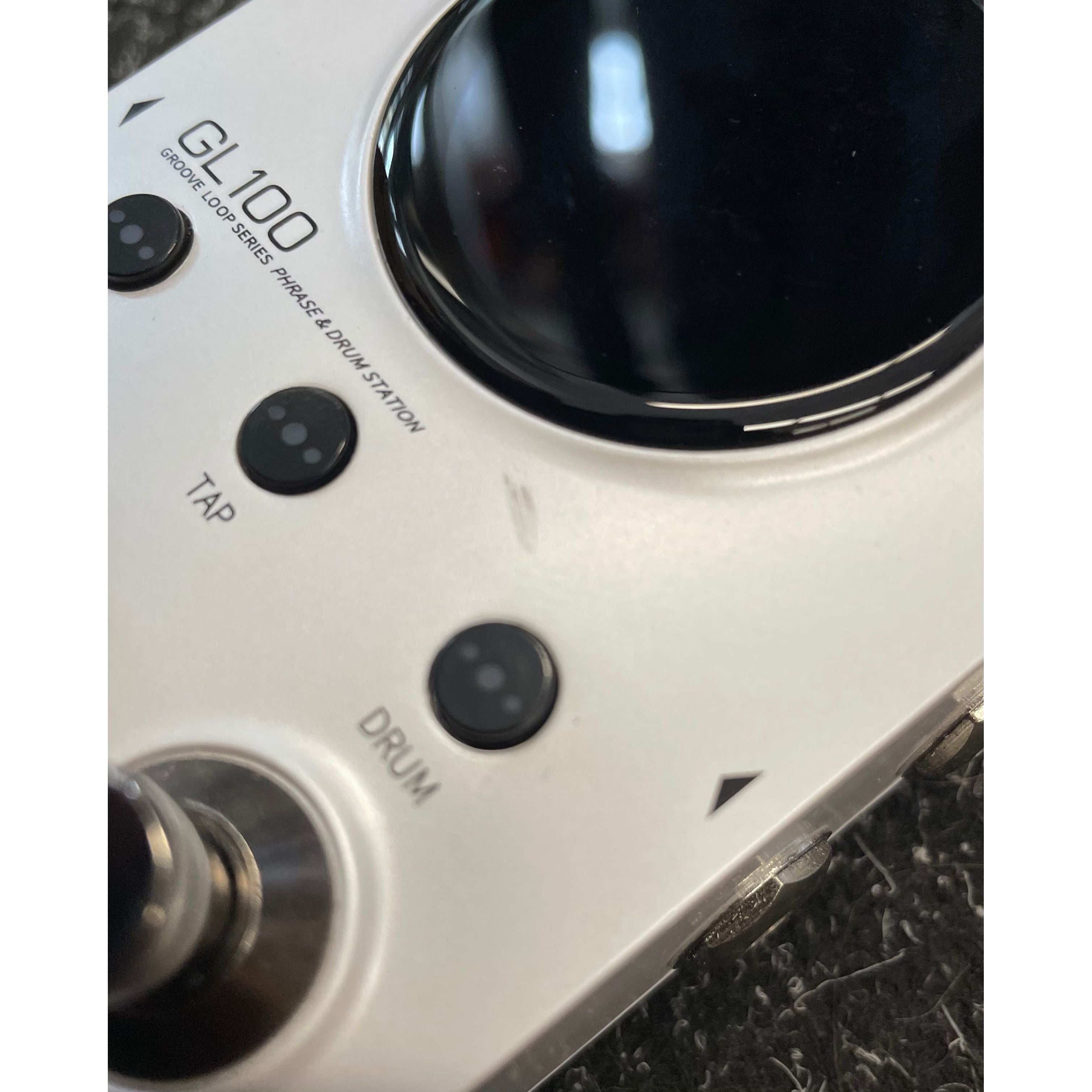 Mooer GL-100 Groove Loop Phrase and Drum Station Pedal Pre-Owned